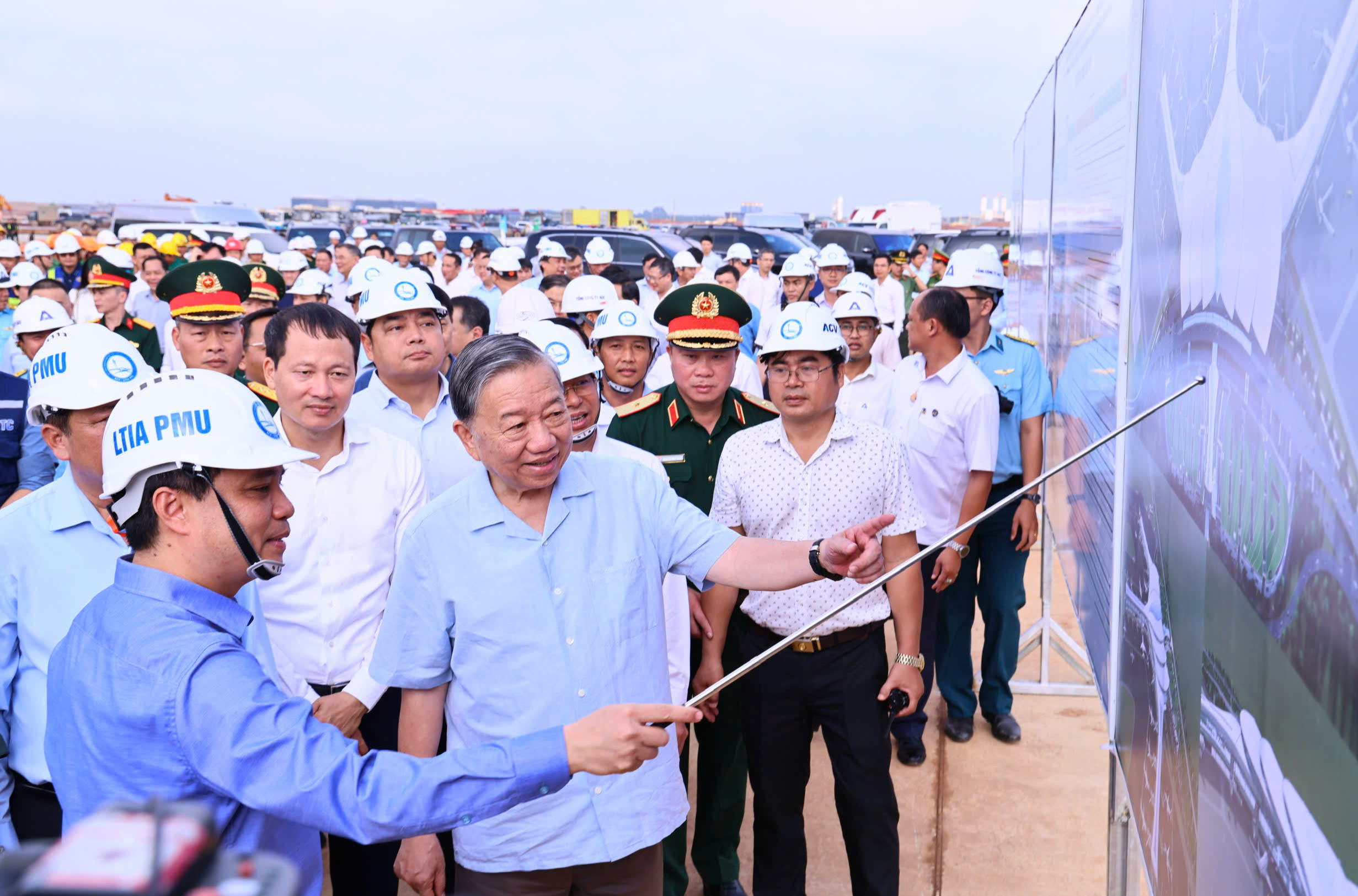 Tổng B&iacute; thư T&ocirc; L&acirc;m: Phải l&agrave;m sớm đường sắt kết nối TP.HCM về s&acirc;n bay Long Th&agrave;nh- Ảnh 5.