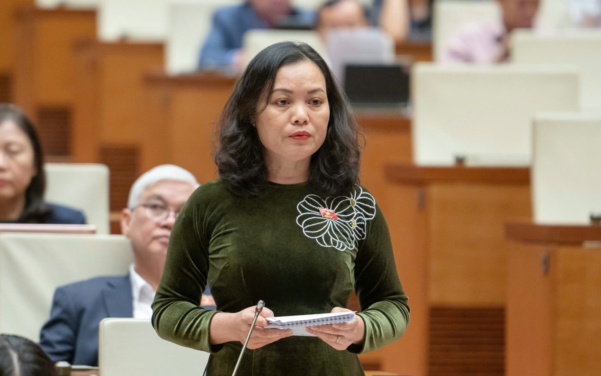 ĐBQ: Nhiều người tin v&agrave;o KOL, KOC, TikToker hơn tem kiểm định h&agrave;ng ho&aacute;