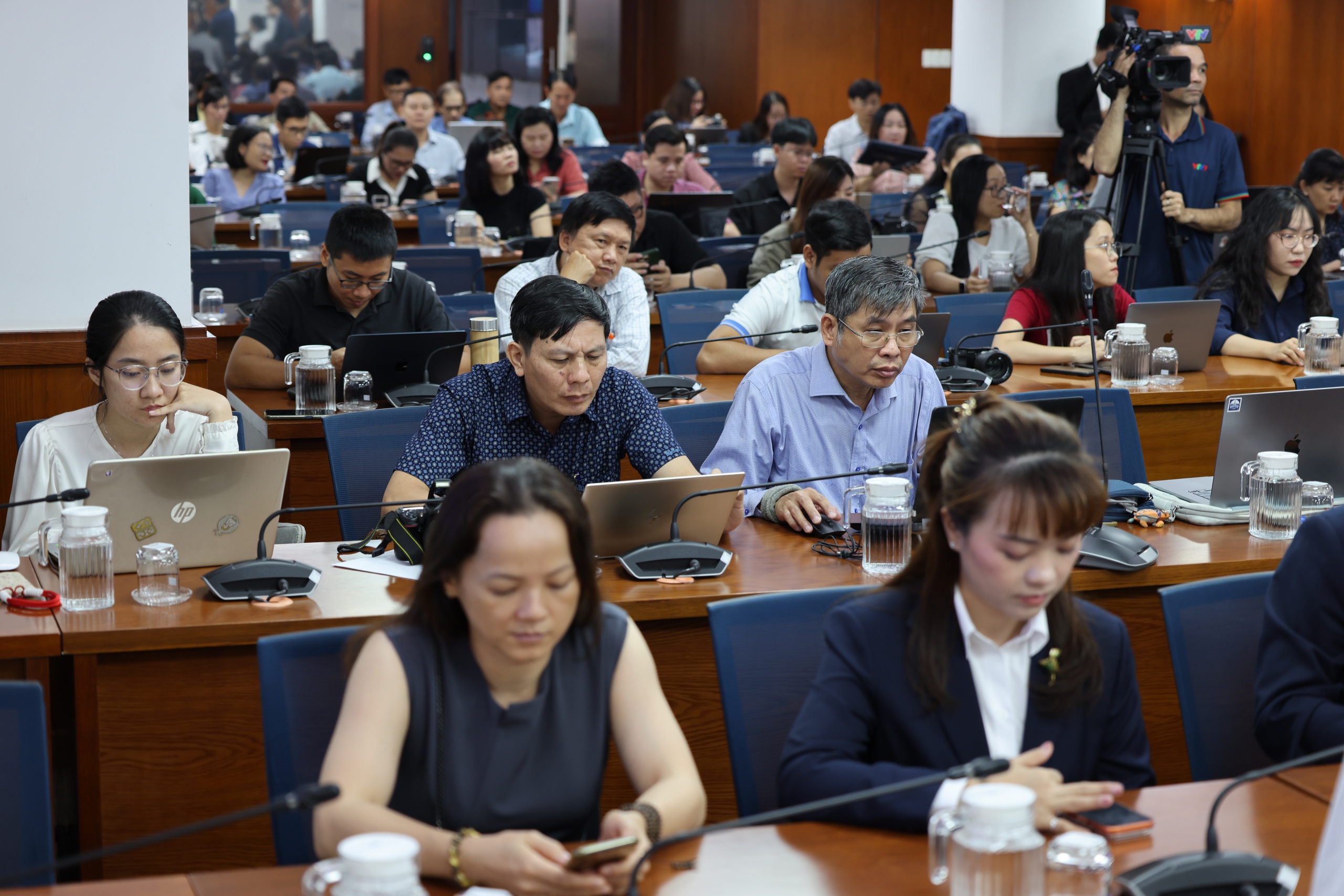 TP.HCM tổ chức Diễn đàn Kinh tế mùa thu 2025 với trọng tâm chuyển đổi xanh, chuyển đổi số- Ảnh 2. TP.HCM tổ chức Diễn đàn Kinh tế mùa thu 2025 với trọng tâm chuyển đổi xanh, chuyển đổi số- Ảnh 2.