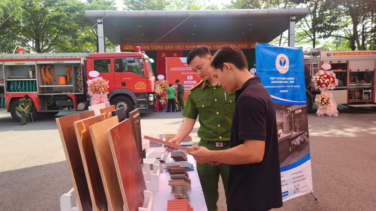 Tăng cường hợp t&aacute;c về vật liệu x&acirc;y dựng v&agrave; an to&agrave;n PCCC cho nh&agrave;, c&ocirc;ng tr&igrave;nh- Ảnh 2.