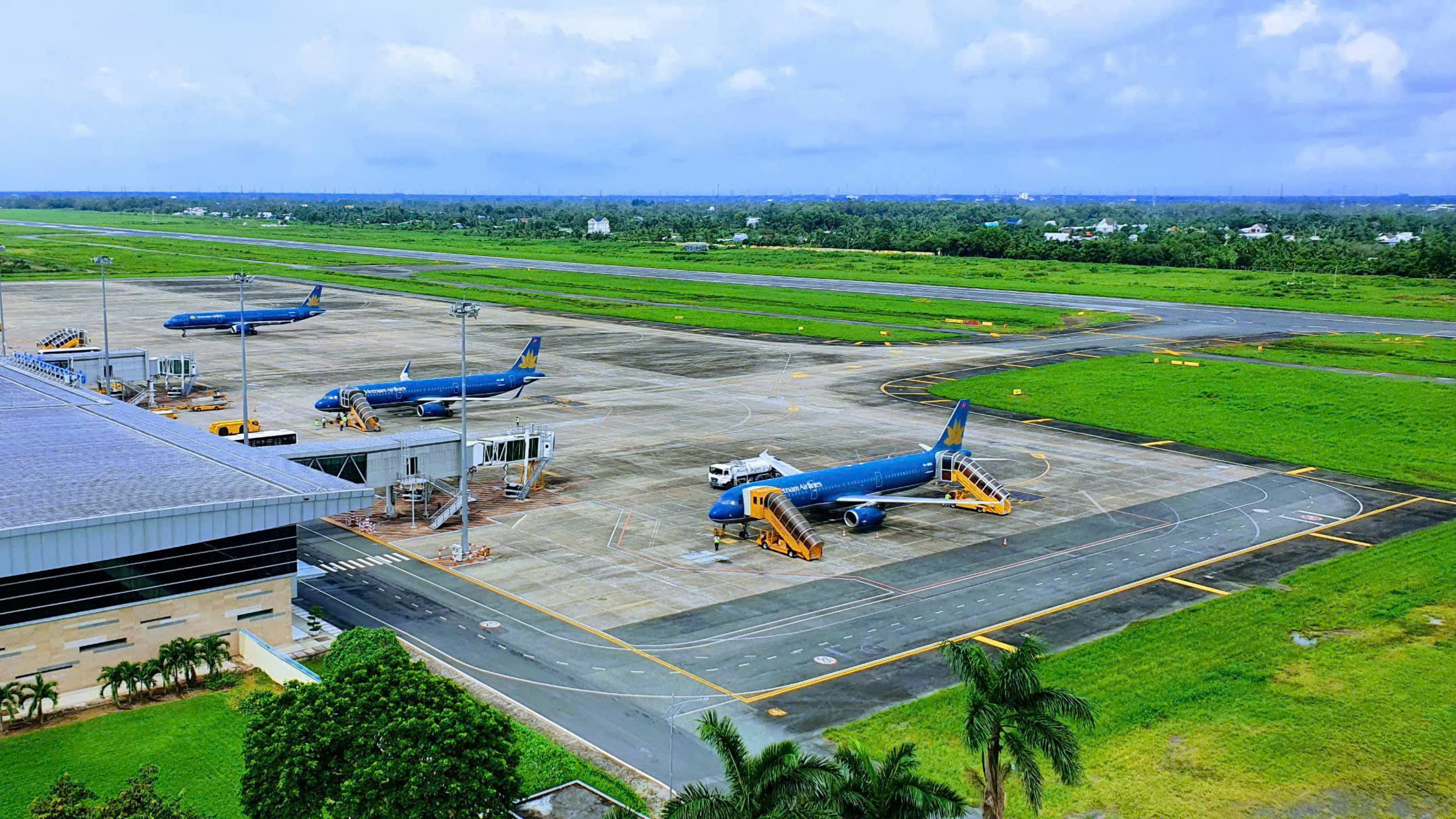 Hành trình 24 giờ vượt 2.000km mang sự sống từ Cần Thơ đến Hà Nội- Ảnh 4. Hành trình 24 giờ vượt 2.000km mang sự sống từ Cần Thơ đến Hà Nội- Ảnh 4.