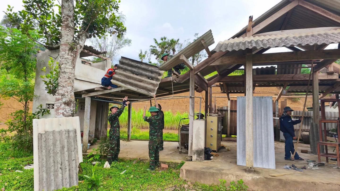 H&agrave; Tĩnh: Quyết t&acirc;m th&aacute;o gỡ "n&uacute;t thắt" g&acirc;y lực cản cho tăng trưởng trong CCHC- Ảnh 6.