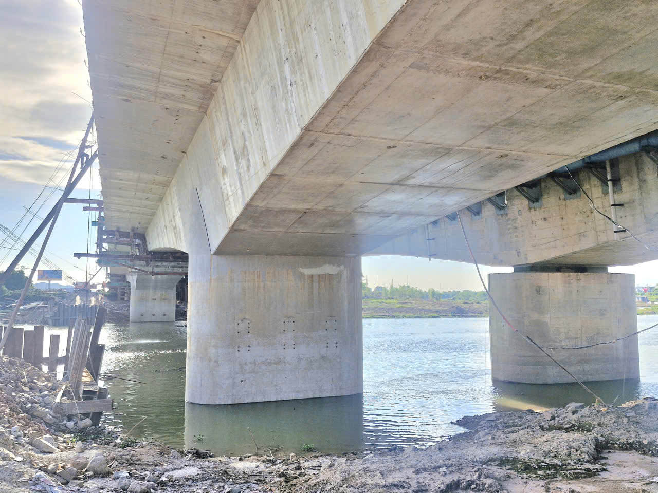 Sau khi được kiểm tra, cầu Xương Giang tr&ecirc;n cao tốc H&agrave; Nội - Bắc Giang thi c&ocirc;ng ra sao?- Ảnh 6.