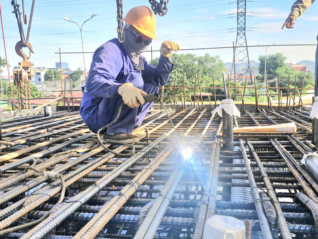 Sau khi được kiểm tra, cầu Xương Giang tr&ecirc;n cao tốc H&agrave; Nội - Bắc Giang thi c&ocirc;ng ra sao?- Ảnh 2.