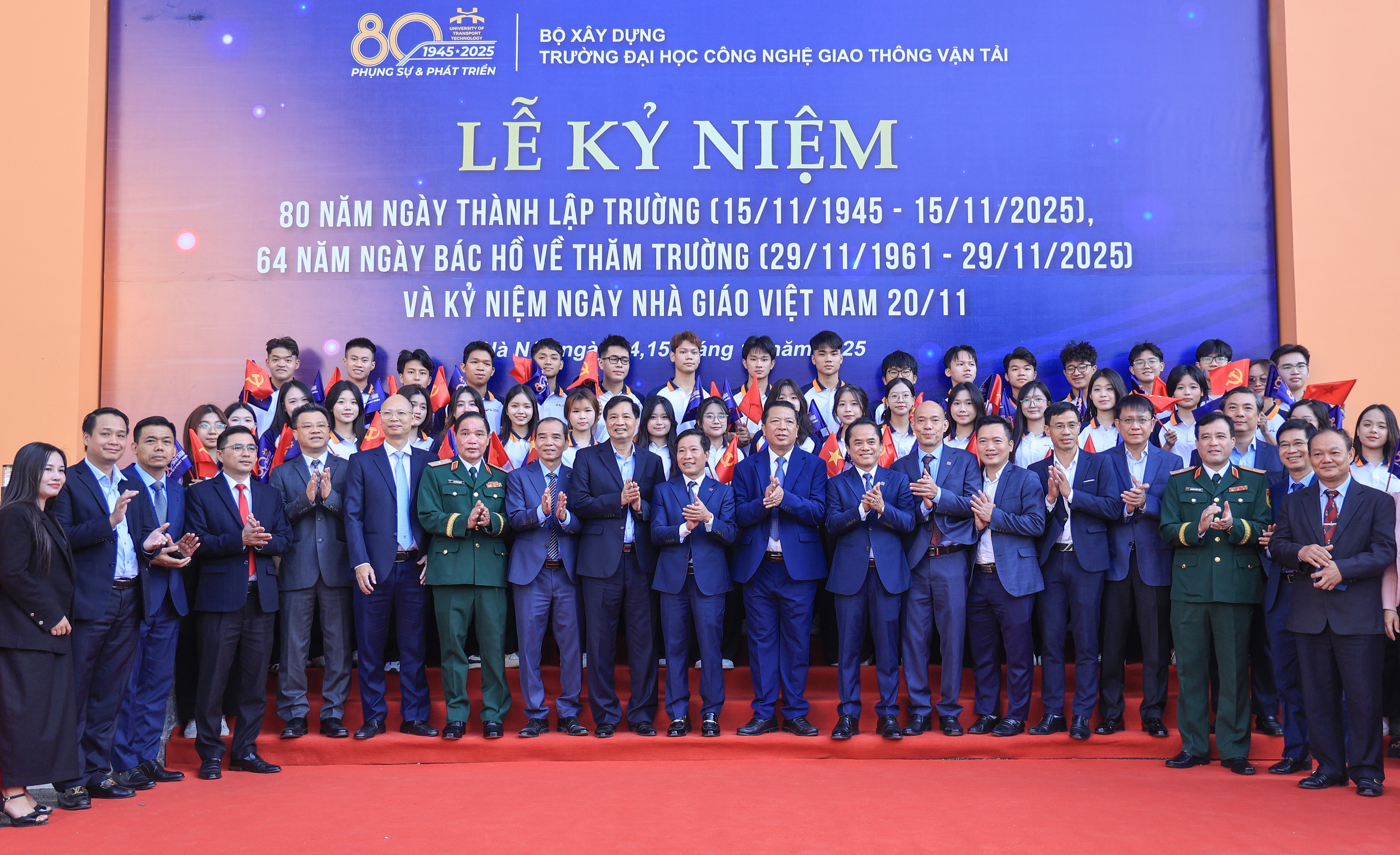 Bộ trưởng Trần Hồng Minh: ĐH C&ocirc;ng nghệ GTVT phải l&agrave; trung t&acirc;m đ&agrave;o tạo, đổi mới của ng&agrave;nh- Ảnh 5.