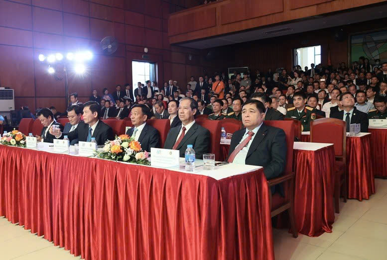 Trường Đại học GTVT đ&oacute;n nhận Hu&acirc;n chương Lao động hạng Nhất- Ảnh 3.