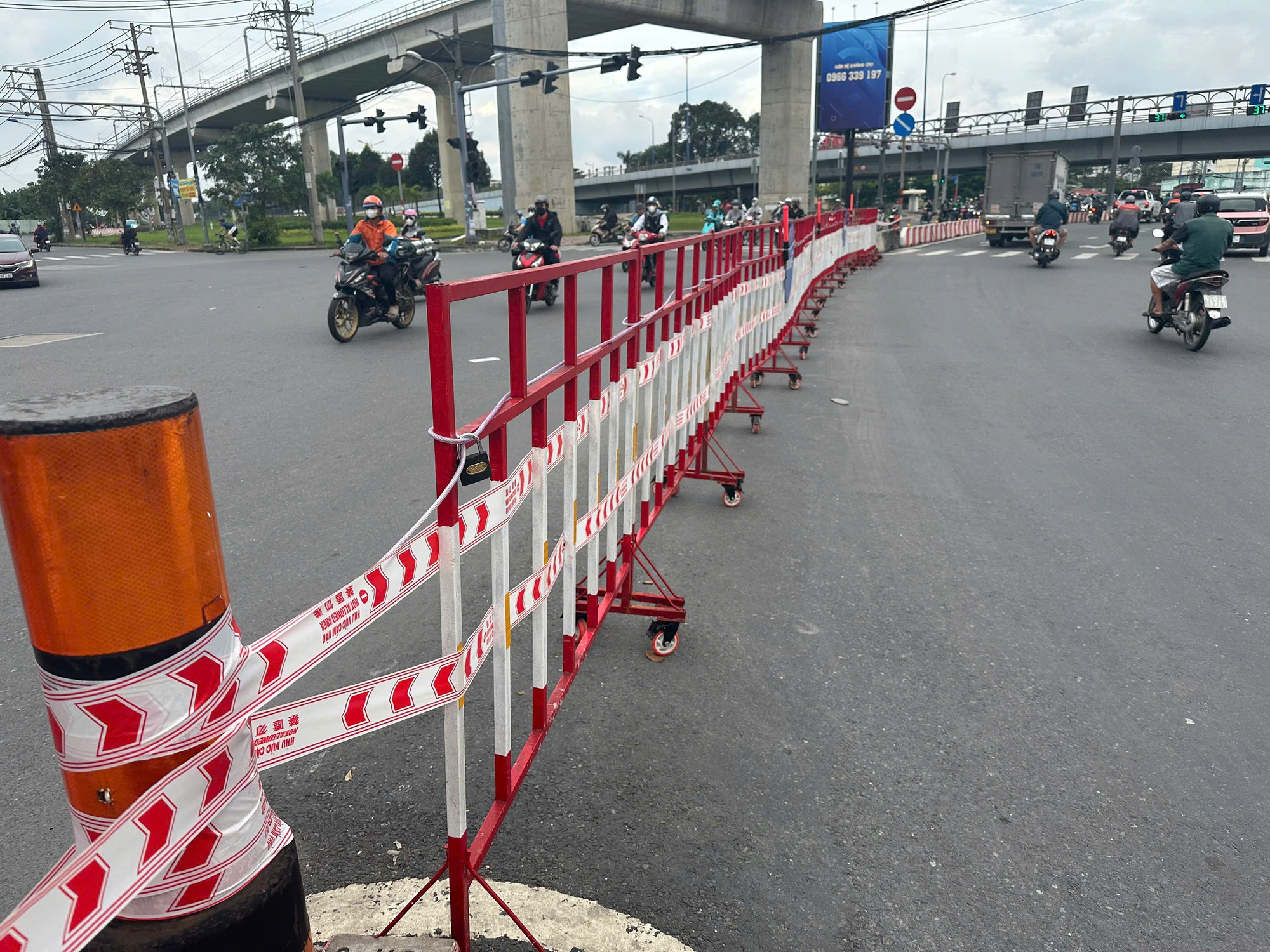 TP.HCM: Ng&atilde; tư Thủ Đức hết kẹt xe sau điều chỉnh tổ chức giao th&ocirc;ng- Ảnh 1.