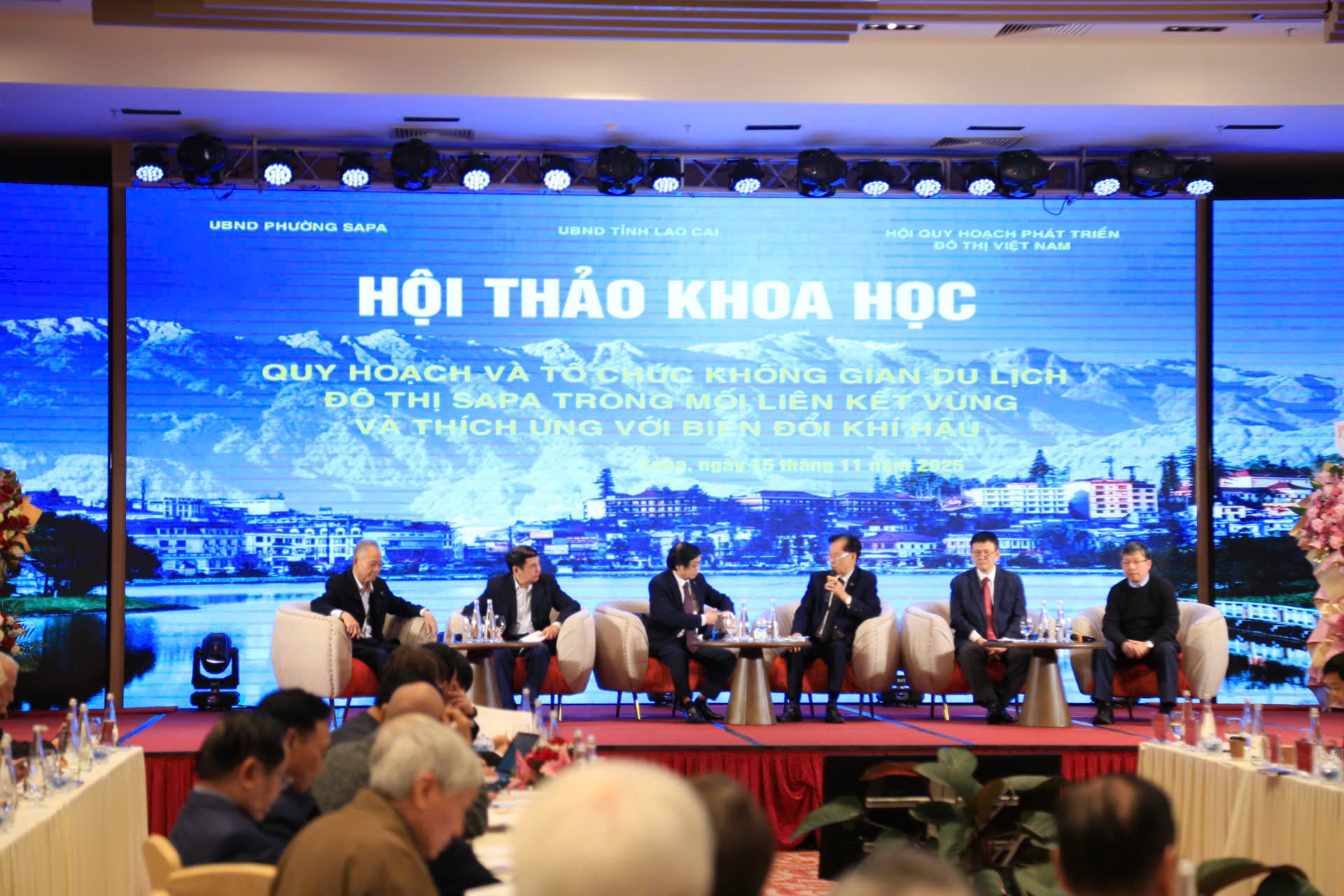 L&agrave;o Cai: Chuy&ecirc;n gia hiến kế th&aacute;o gỡ &ldquo;n&uacute;t thắt&rdquo; hạ tầng đưa Sa Pa bứt ph&aacute;- Ảnh 2.