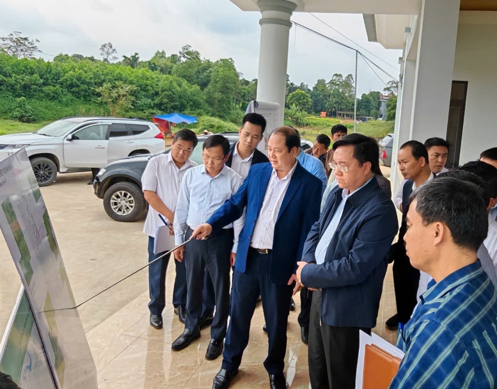 Ph&uacute; Thọ: Đẩy nhanh tiến độ x&acirc;y dựng hạ tầng c&aacute;c khu c&ocirc;ng nghiệp- Ảnh 1.