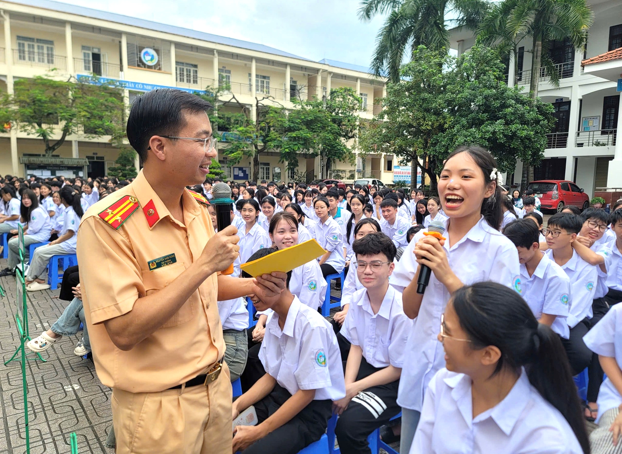Th&aacute;i Nguy&ecirc;n: &Yacute; thức học sinh thay đổi r&otilde; rệt nhờ tuy&ecirc;n truyền an to&agrave;n giao th&ocirc;ng đường bộ- Ảnh 2.
