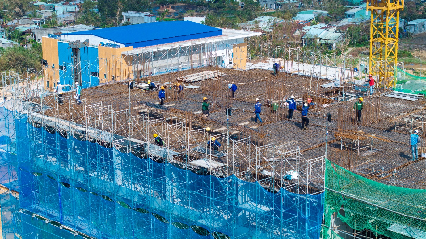 IEC Residences Quy Nhơn: C&ocirc;ng trường thi c&ocirc;ng trở lại, đảm bảo tiến độ b&agrave;n giao- Ảnh 2.
