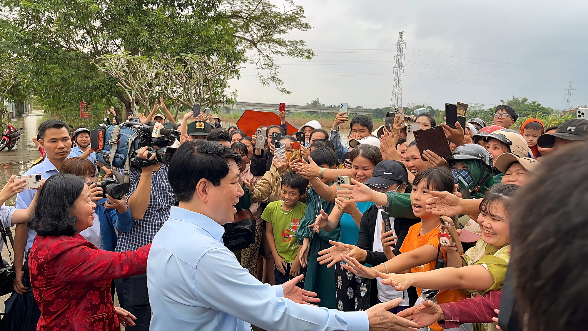Chủ tịch nước Lương Cường: Đo&agrave;n kết l&agrave; cội nguồn sức mạnh của d&acirc;n tộc ta- Ảnh 3.