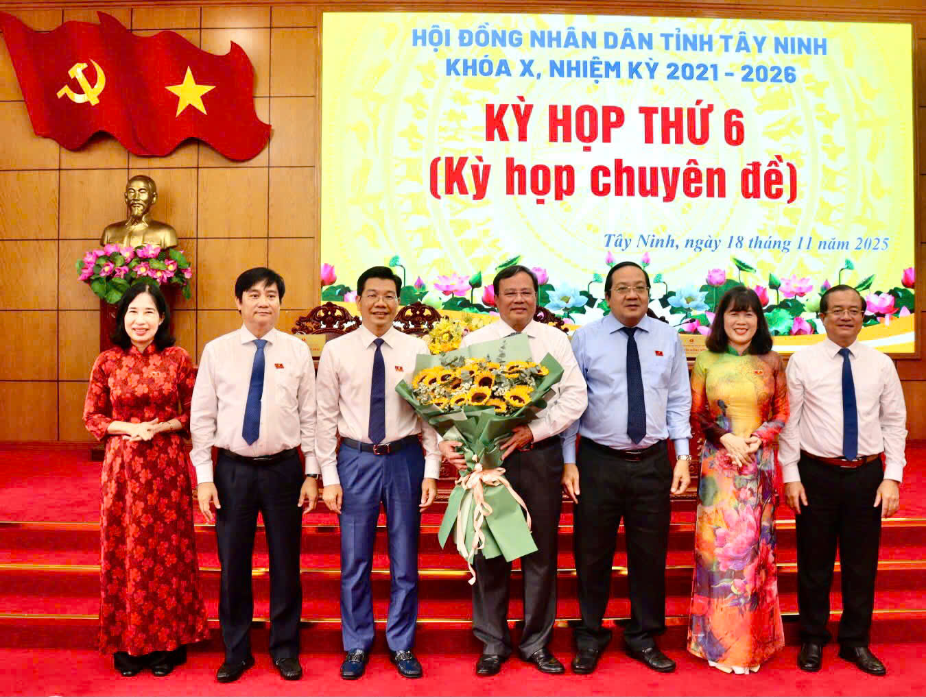 &Ocirc;ng L&ecirc; Văn Hẳn l&agrave;m Chủ tịch UBND tỉnh T&acirc;y Ninh- Ảnh 1.