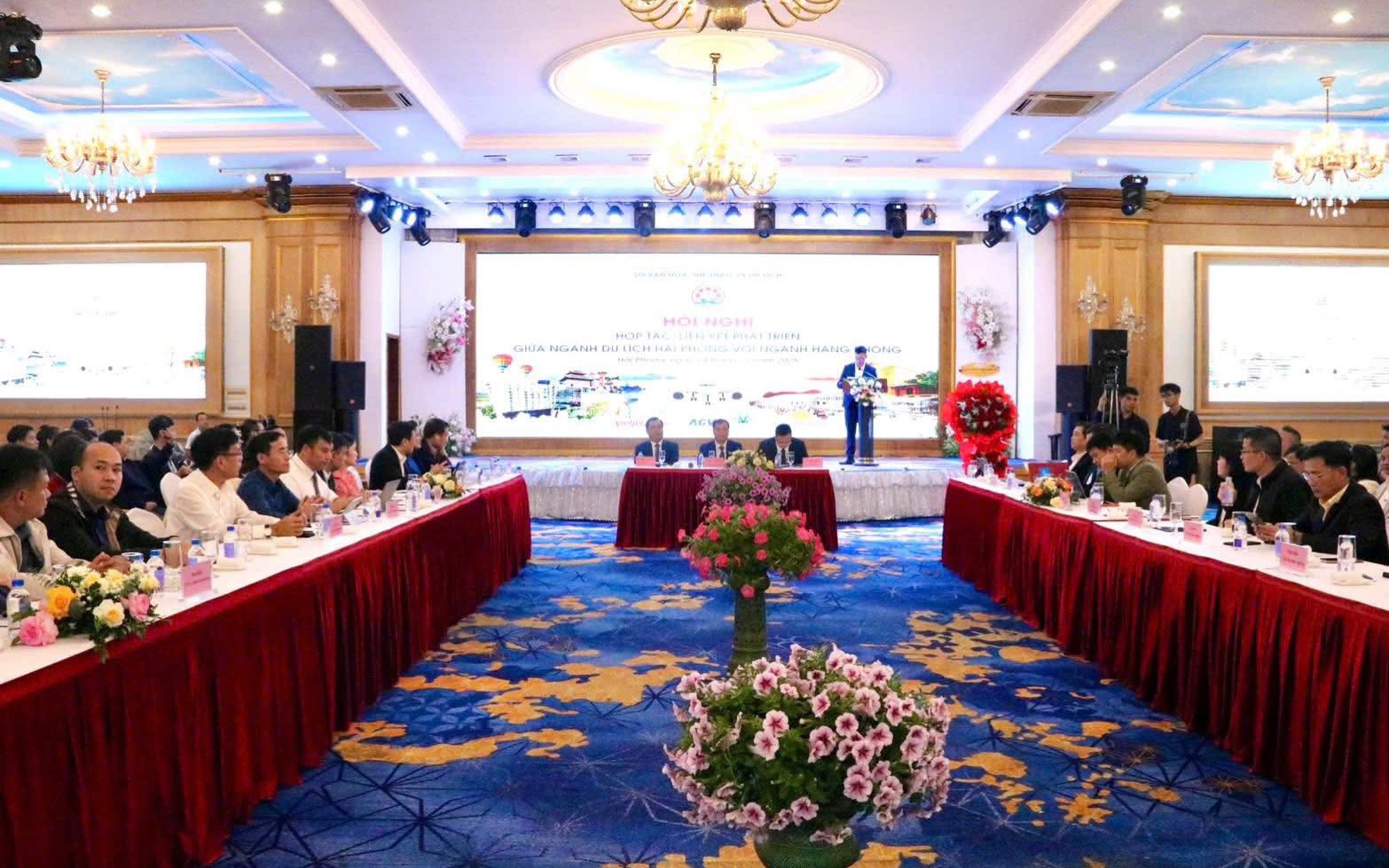 Du lịch Hải Ph&ograve;ng tăng cường hợp t&aacute;c, li&ecirc;n kết với ng&agrave;nh h&agrave;ng kh&ocirc;ng