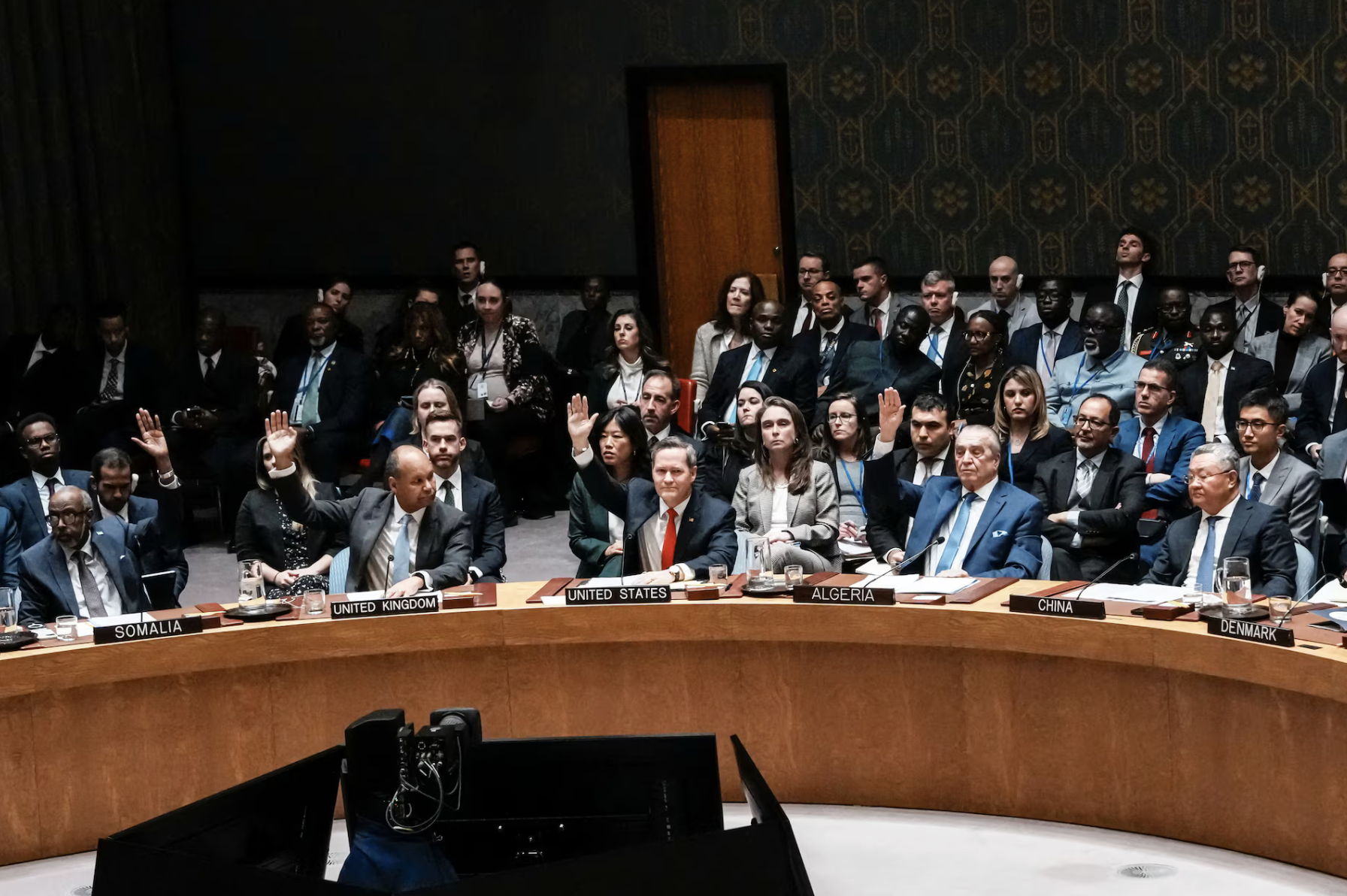 HĐBA LHQ thông qua nghị quyết do Mỹ đề xuất nhằm chấm dứt xung đột tại Gaza- Ảnh 1. HĐBA LHQ thông qua nghị quyết do Mỹ đề xuất nhằm chấm dứt xung đột tại Gaza- Ảnh 1.