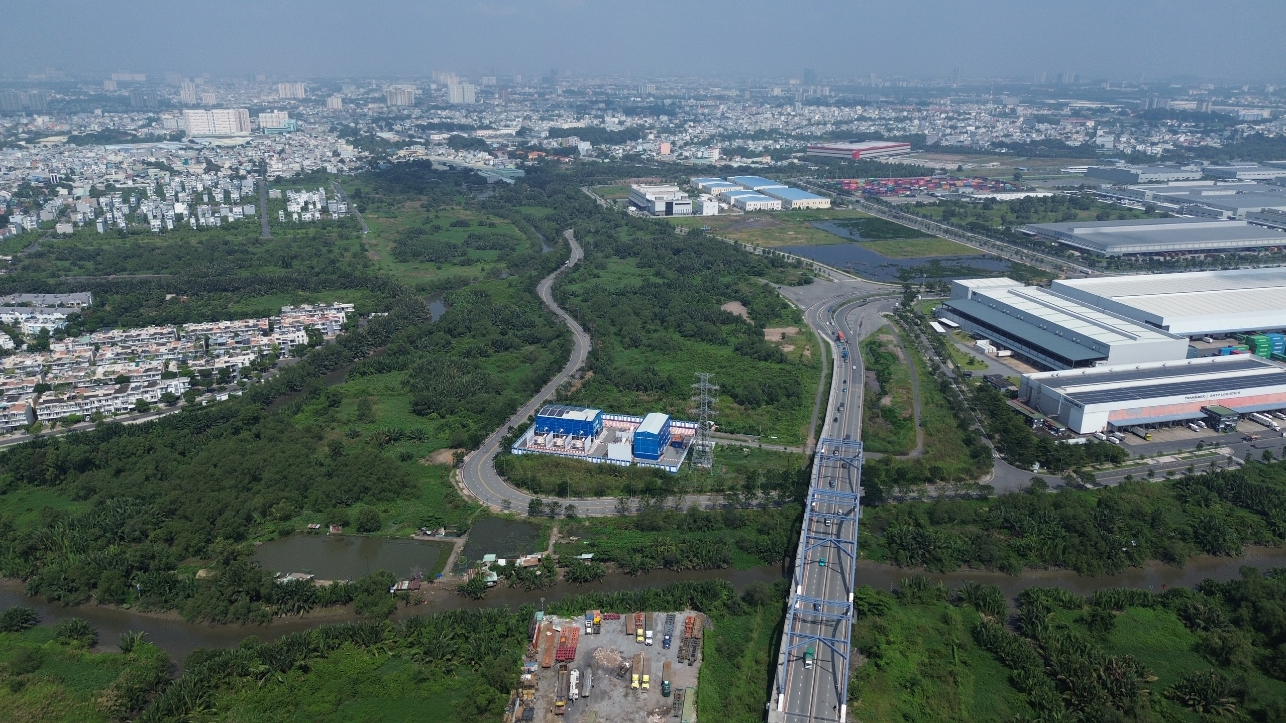 TP.HCM sẽ khởi c&ocirc;ng, kh&aacute;nh th&agrave;nh hơn 15 c&ocirc;ng tr&igrave;nh ch&agrave;o mừng Đại hội Đảng lần thứ XIV- Ảnh 1.