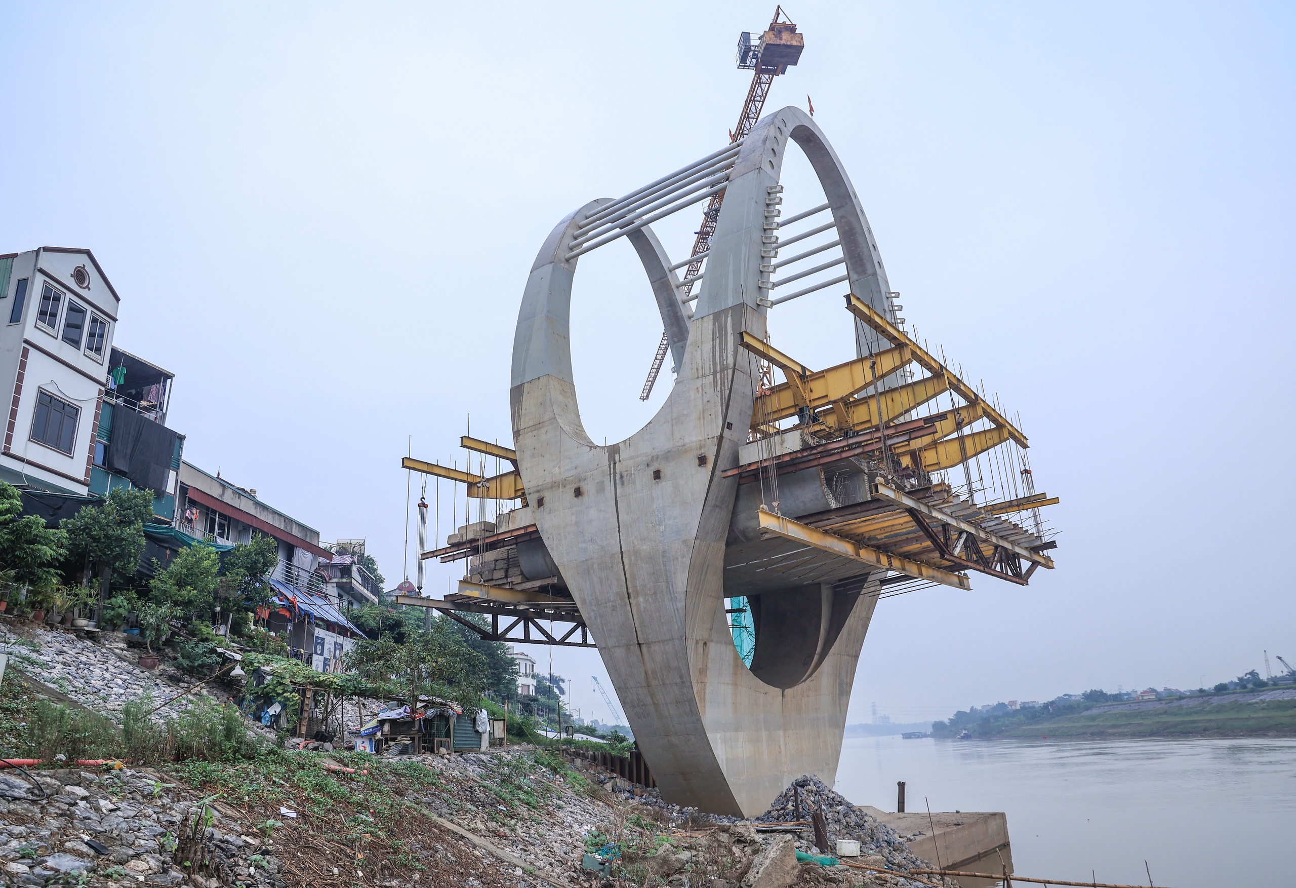 Dự &aacute;n cầu Đuống &ldquo;giậm ch&acirc;n tại chỗ&rdquo;: Mặt bằng chưa xong, tiến độ k&eacute;o d&agrave;i th&ecirc;m 1 năm- Ảnh 5.