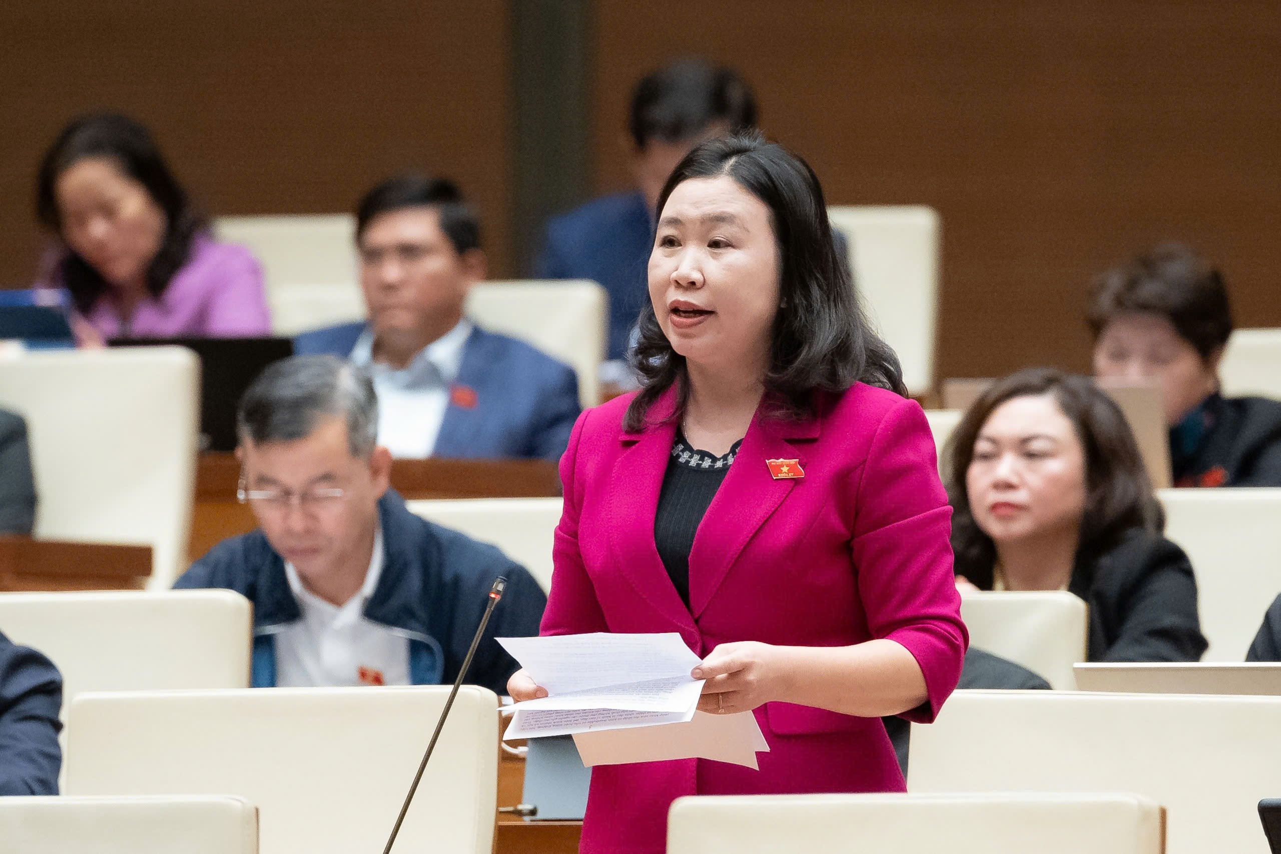 Nghi&ecirc;n cứu bổ sung ưu đ&atilde;i thuế với phần tiền lương, tiền c&ocirc;ng đầu tư ph&aacute;t triển hạ tầng- Ảnh 2.