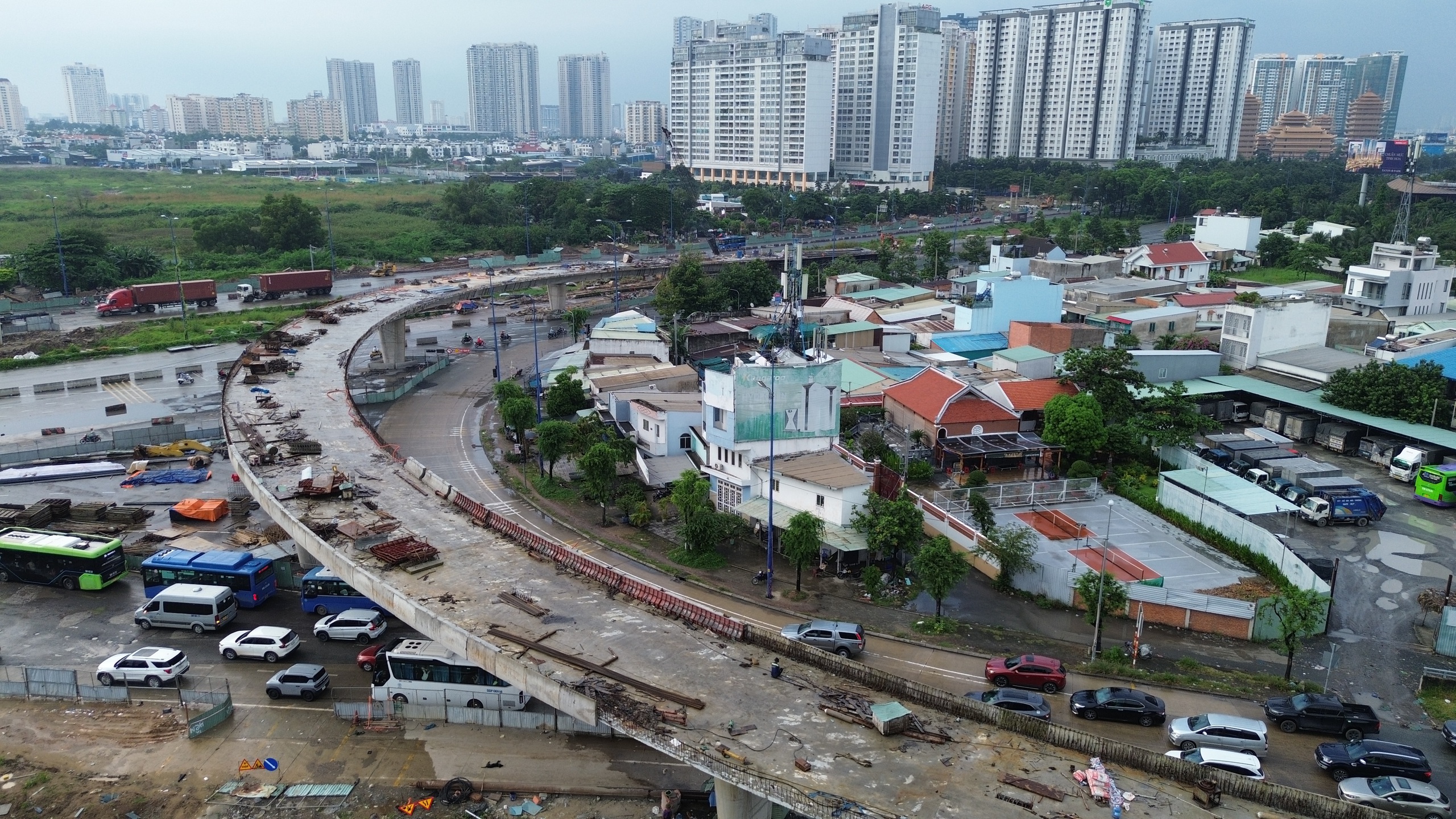 TP.HCM mở thêm kênh vốn cho các dự án hạ tầng lớn - Ảnh 1.