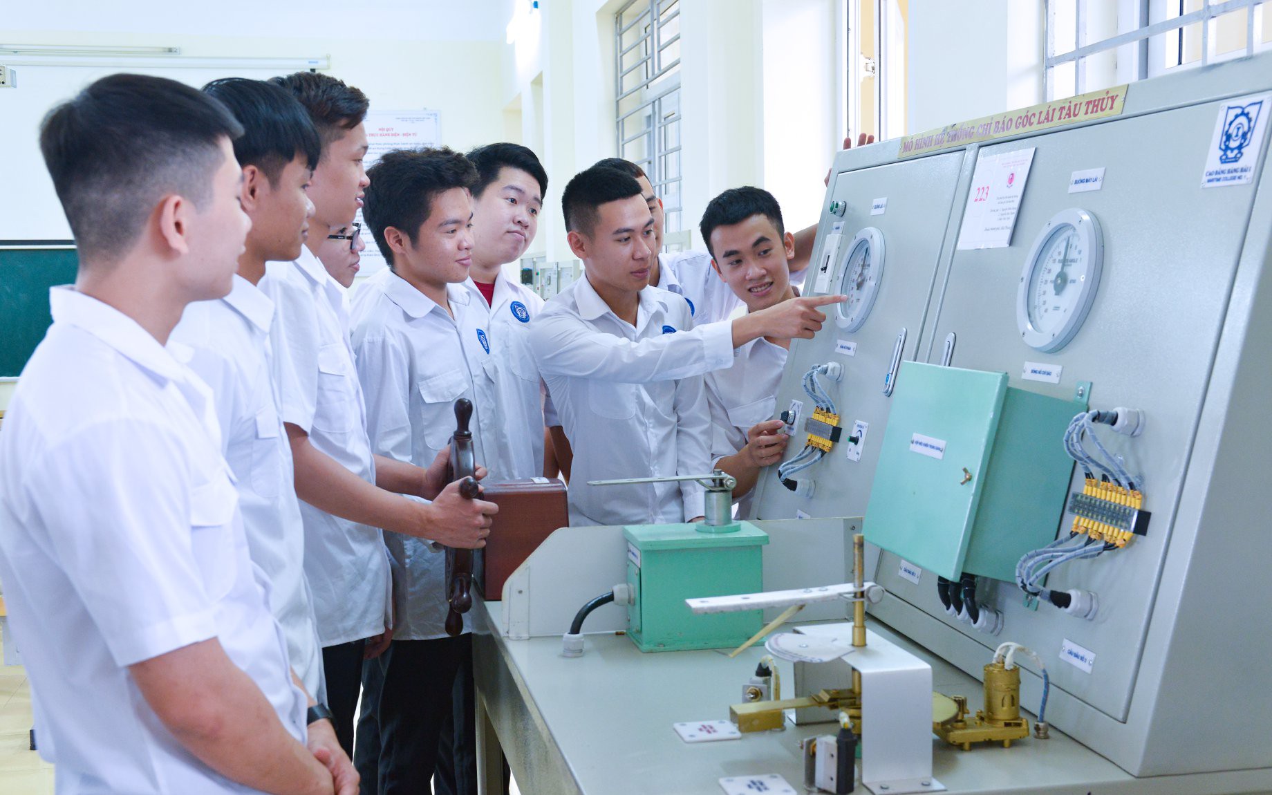 TP.HCM: Đường thủy duy trì "không tai nạn - không sự cố"- Ảnh 3. Chú trọng đào tạo, đảm bảo nhân lực để phát triển đường thuỷ nội địa