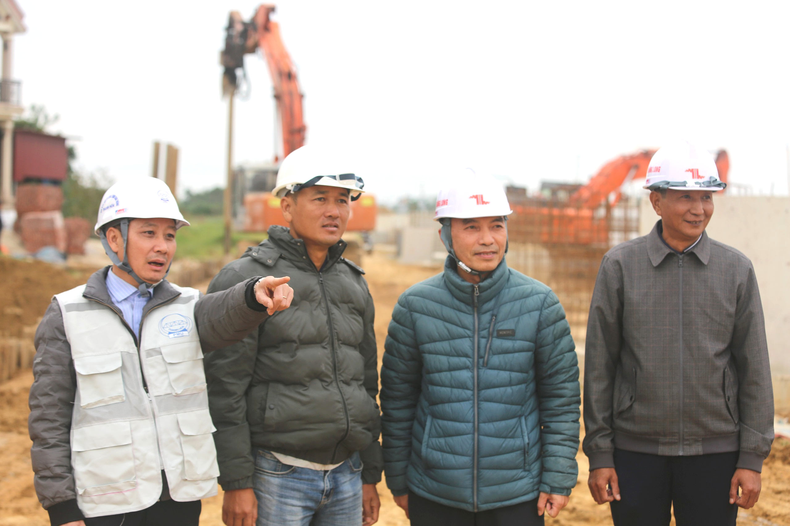 Thanh H&oacute;a: Rốt r&aacute;o ho&agrave;n thiện tuyến đường Voi - Sầm Sơn- Ảnh 2.