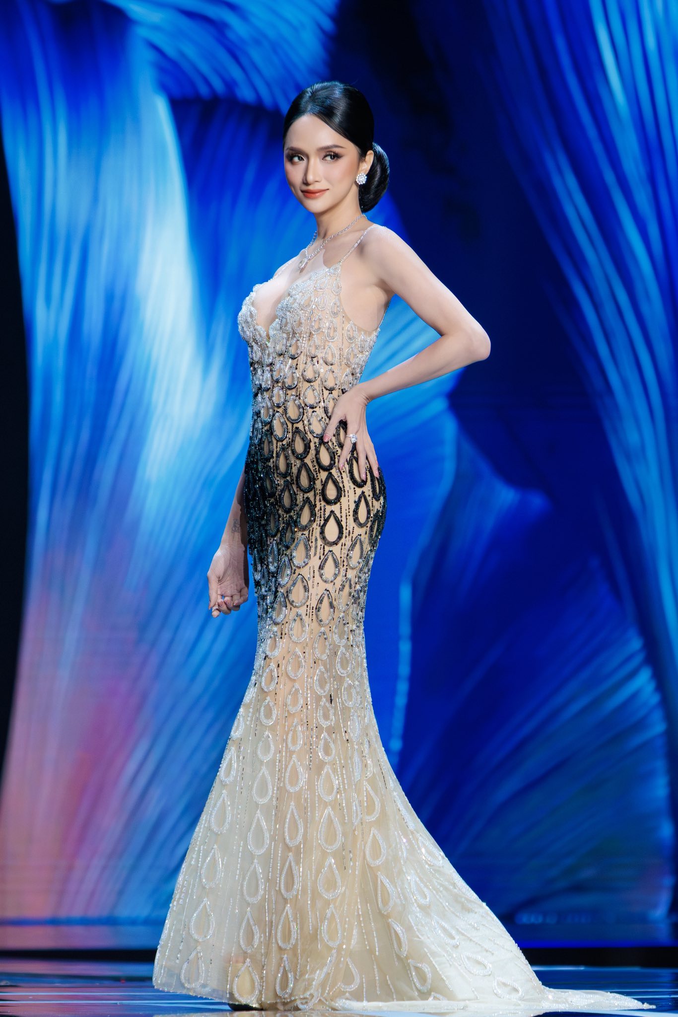 Hương Giang trượt top 30 Miss Universe 2025- Ảnh 4.