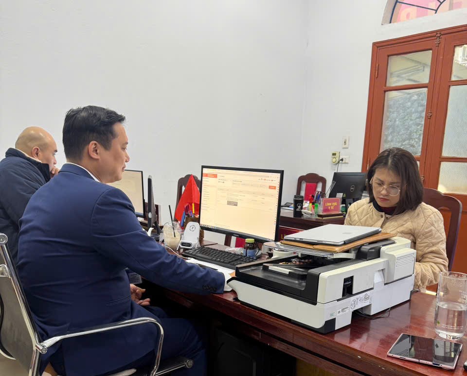 Điện Bi&ecirc;n thực hiện quy định mới về lưu h&agrave;nh xe qu&aacute; tải, qu&aacute; khổ- Ảnh 1.