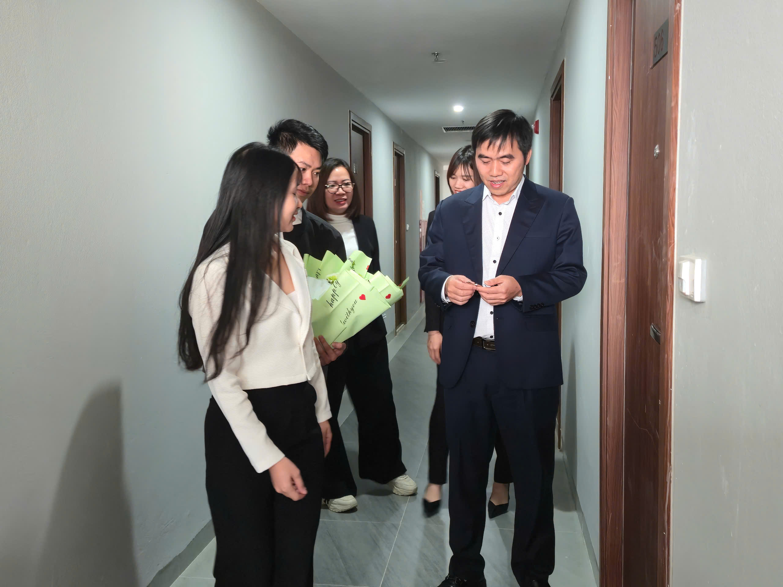 H&agrave;ng trăm người lao động nhận nh&agrave; mới tại dự &aacute;n nh&agrave; ở x&atilde; hội TNG Land- Ảnh 1.