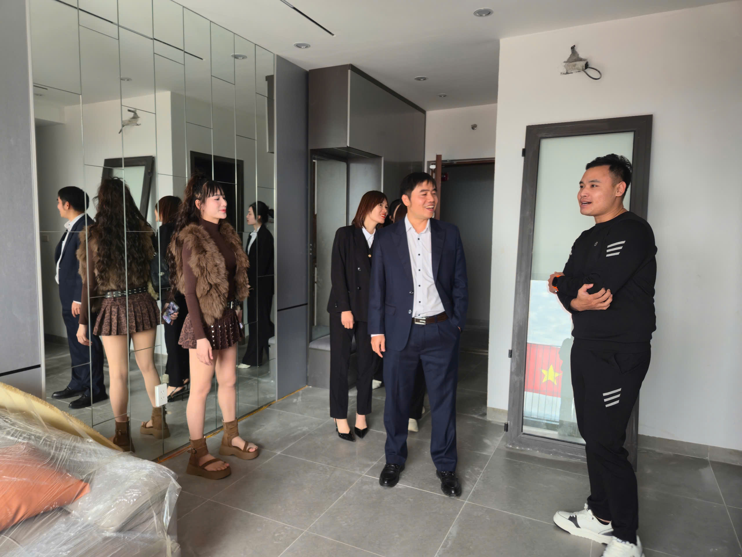 H&agrave;ng trăm người lao động nhận nh&agrave; mới tại dự &aacute;n nh&agrave; ở x&atilde; hội TNG Land- Ảnh 2.