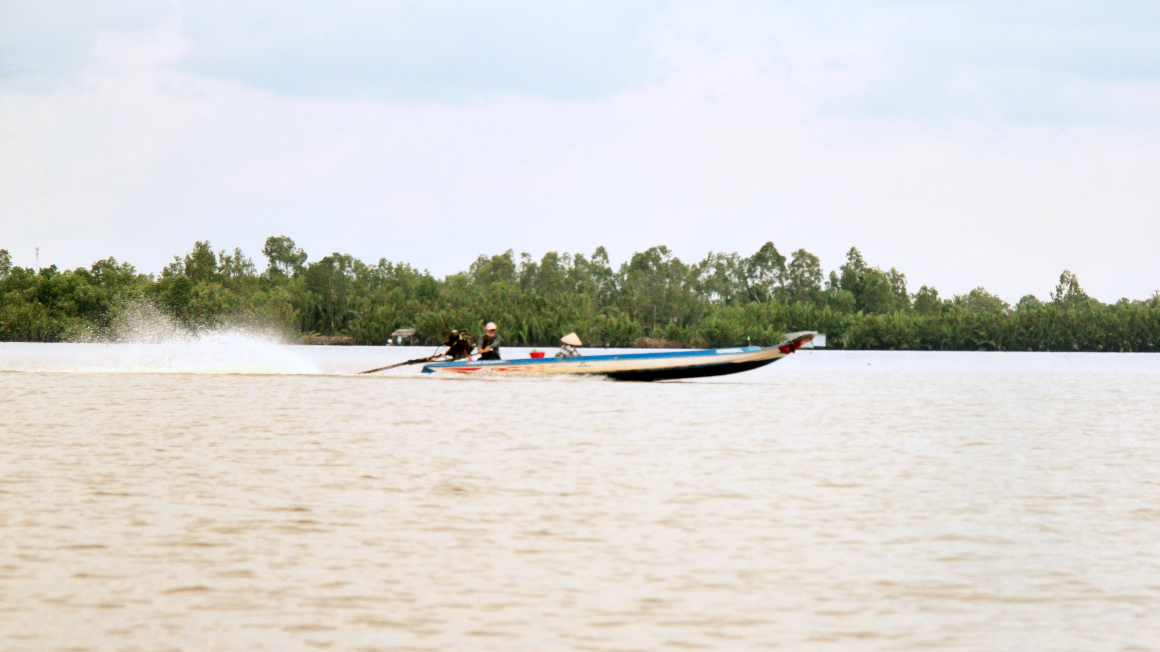 Đầm Thị Tường - "biển hồ giữa đồng bằng" điểm đến l&yacute; tưởng ở C&agrave; Mau- Ảnh 5.