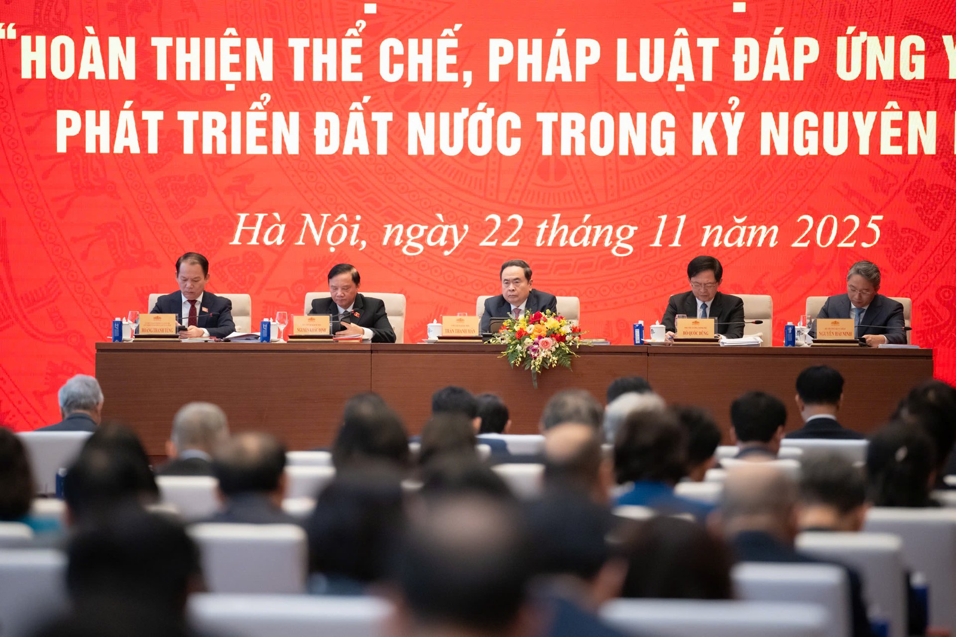 Quốc hội kh&oacute;a XV c&oacute; nhiều s&aacute;ng kiến lập ph&aacute;p chưa từng c&oacute; tiền lệ- Ảnh 2.