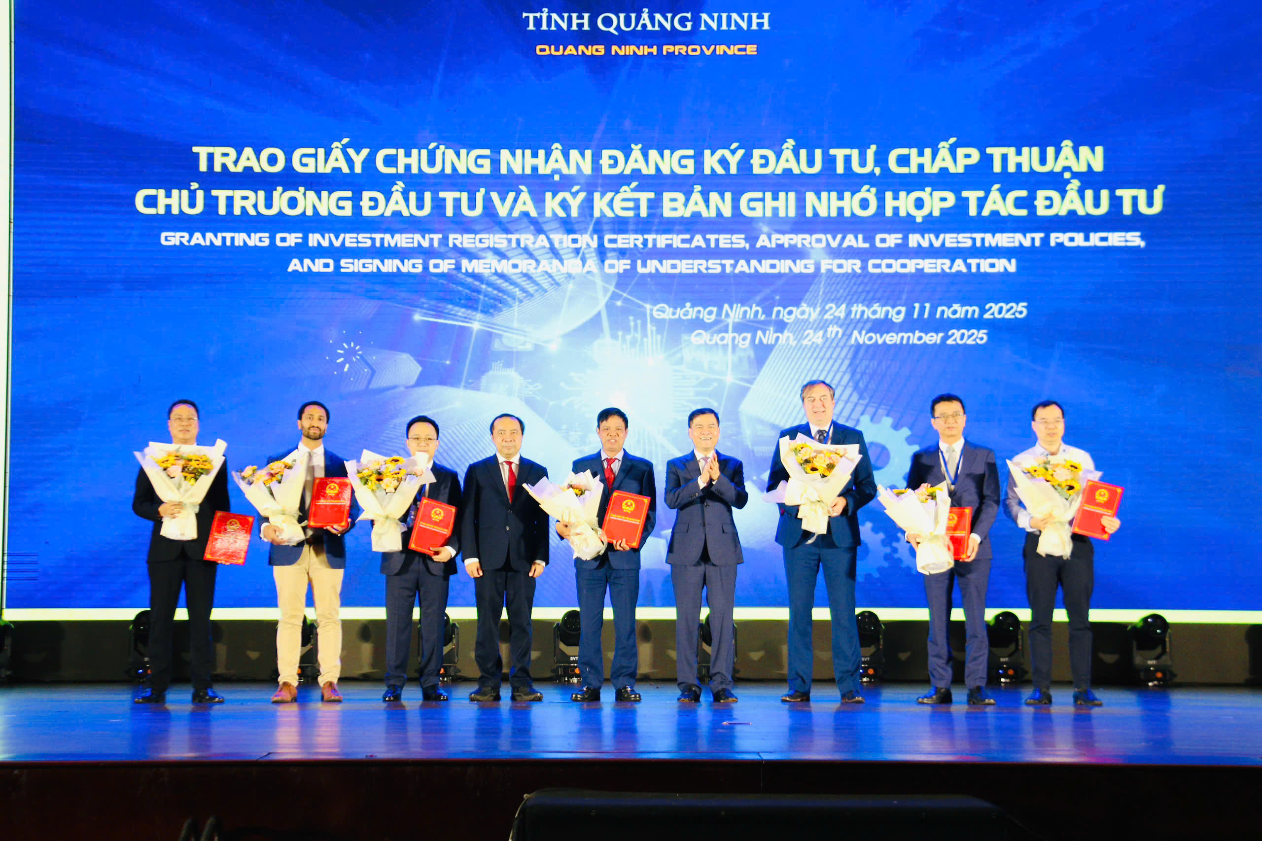 Quảng Ninh x&uacute;c tiến đầu tư ph&aacute;t triển khoa học, c&ocirc;ng nghệ v&agrave; chuyển đổi số năm 2025- Ảnh 1.