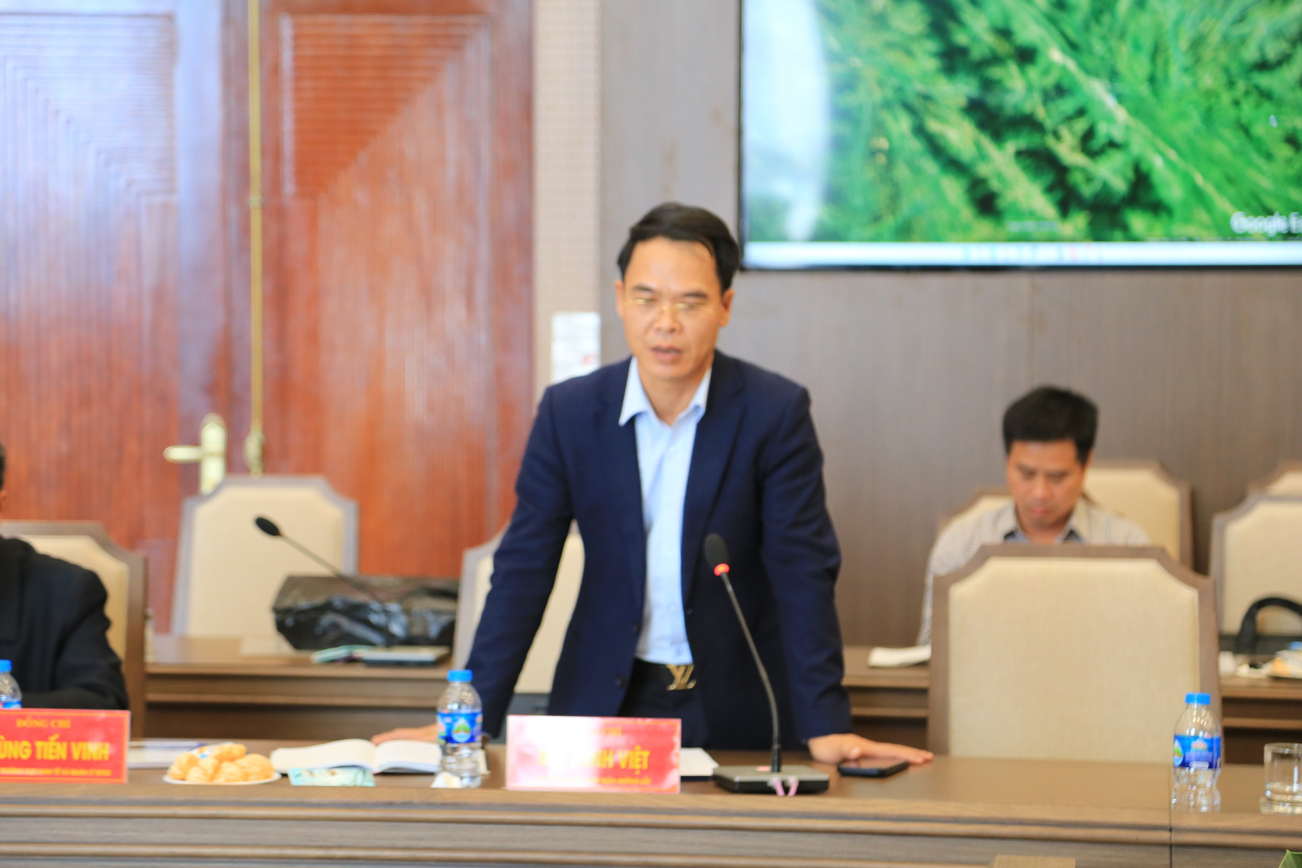 Sớm ho&agrave;n tất c&aacute;c điều kiện để khởi c&ocirc;ng tuyến đường sắt L&agrave;o Cai - H&agrave; Nội - Hải Ph&ograve;ng- Ảnh 3.