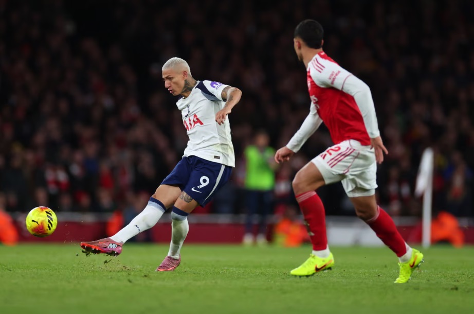 Eze tỏa s&aacute;ng, Arsenal thắng thuyết phục trước Tottenham- Ảnh 2.