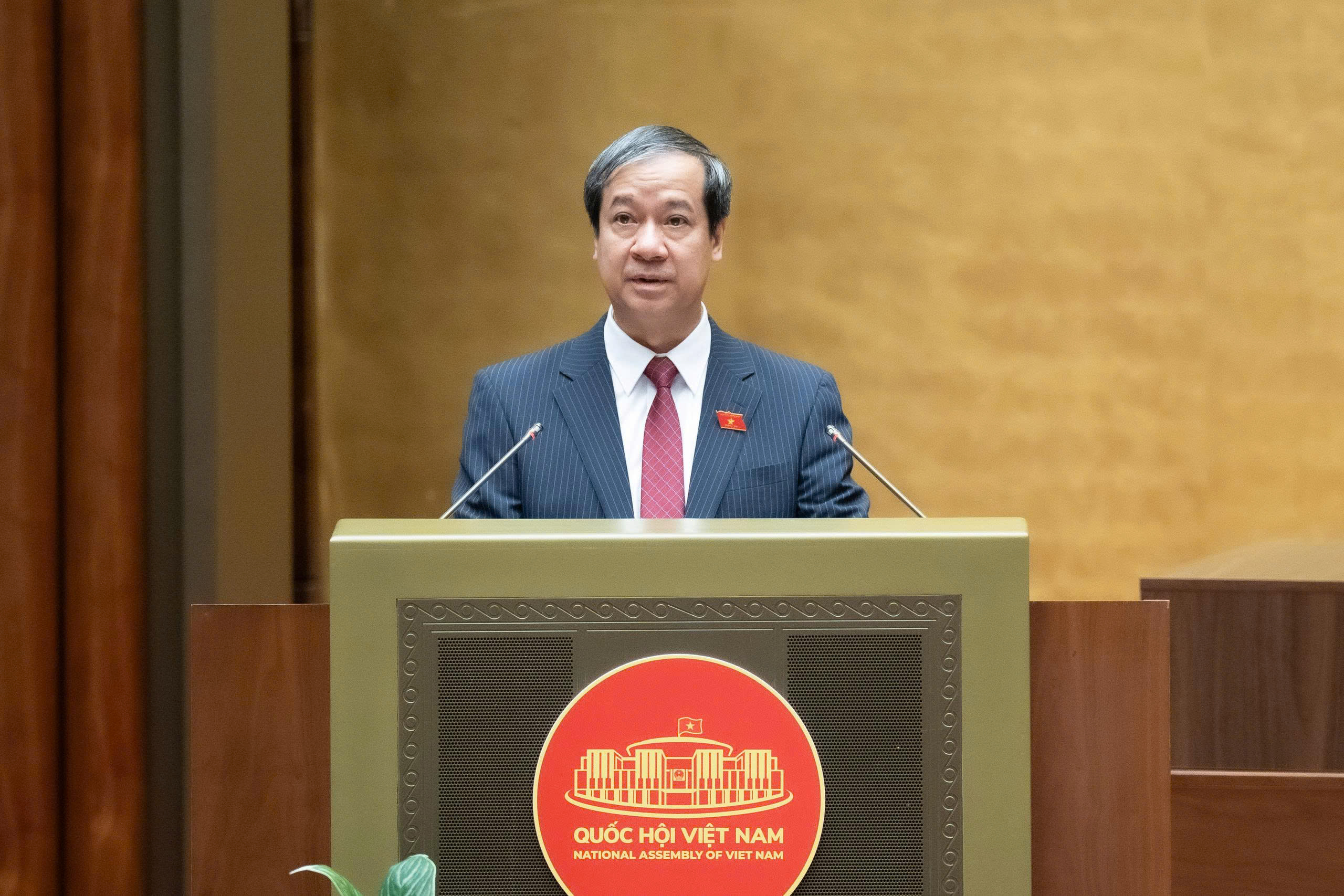 Đặt mục ti&ecirc;u đến năm 2035 đưa tiếng Anh trở th&agrave;nh ng&ocirc;n ngữ thứ hai trong trường học- Ảnh 1.