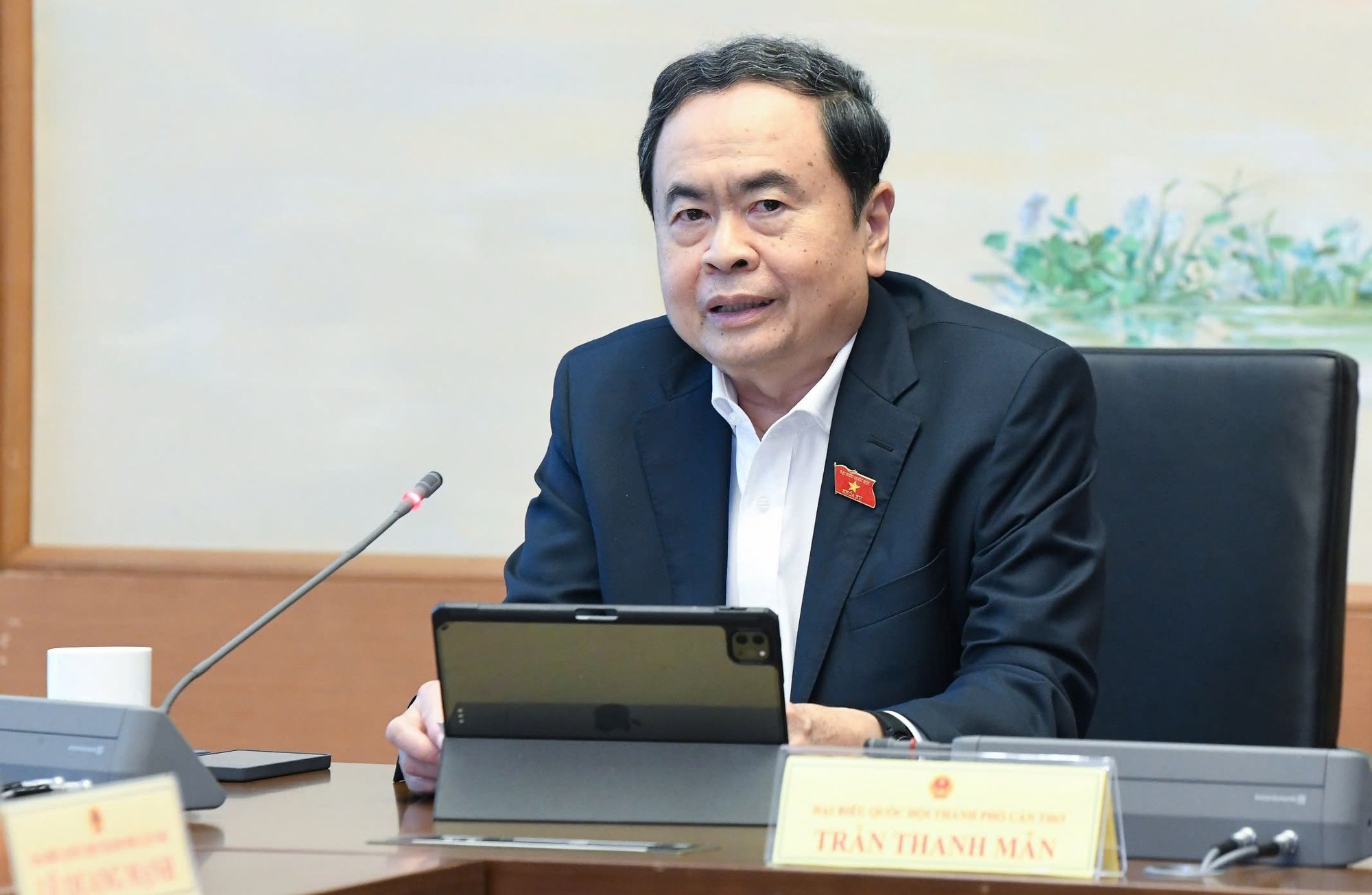 Chủ tịch Quốc hội: Đầu tư ph&aacute;t triển gi&aacute;o dục phải đi đ&ocirc;i gi&aacute;m s&aacute;t, tr&aacute;nh thất tho&aacute;t- Ảnh 1.