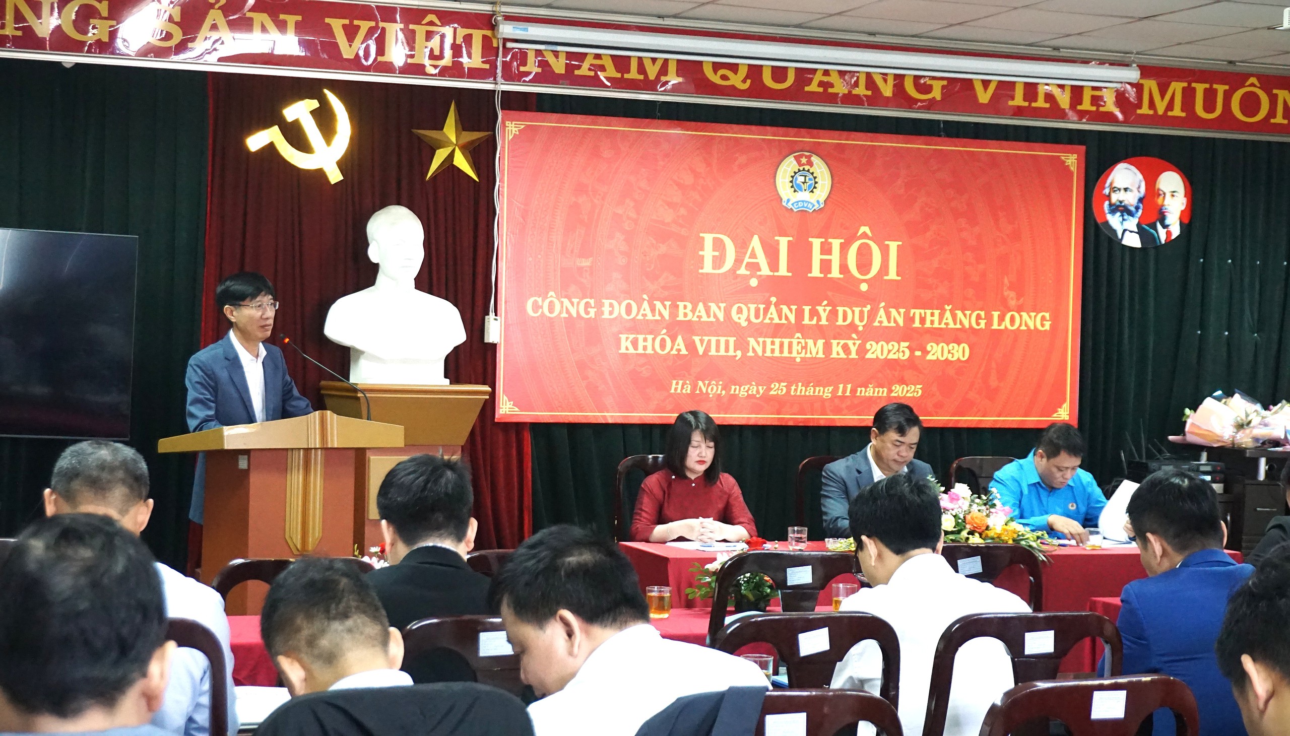 C&ocirc;ng đo&agrave;n Ban QLDA Thăng Long tăng tốc chuyển đổi số, x&acirc;y dựng quan hệ lao động h&agrave;i h&ograve;a- Ảnh 1.