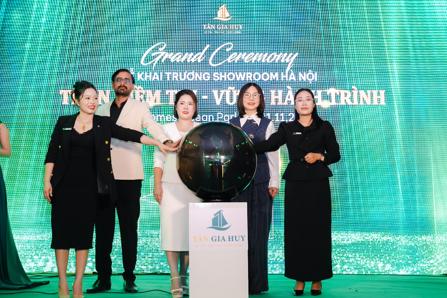 T&acirc;n Gia Huy khai trương showroom mới tại Vinhomes Ocean Park 3- Ảnh 3.