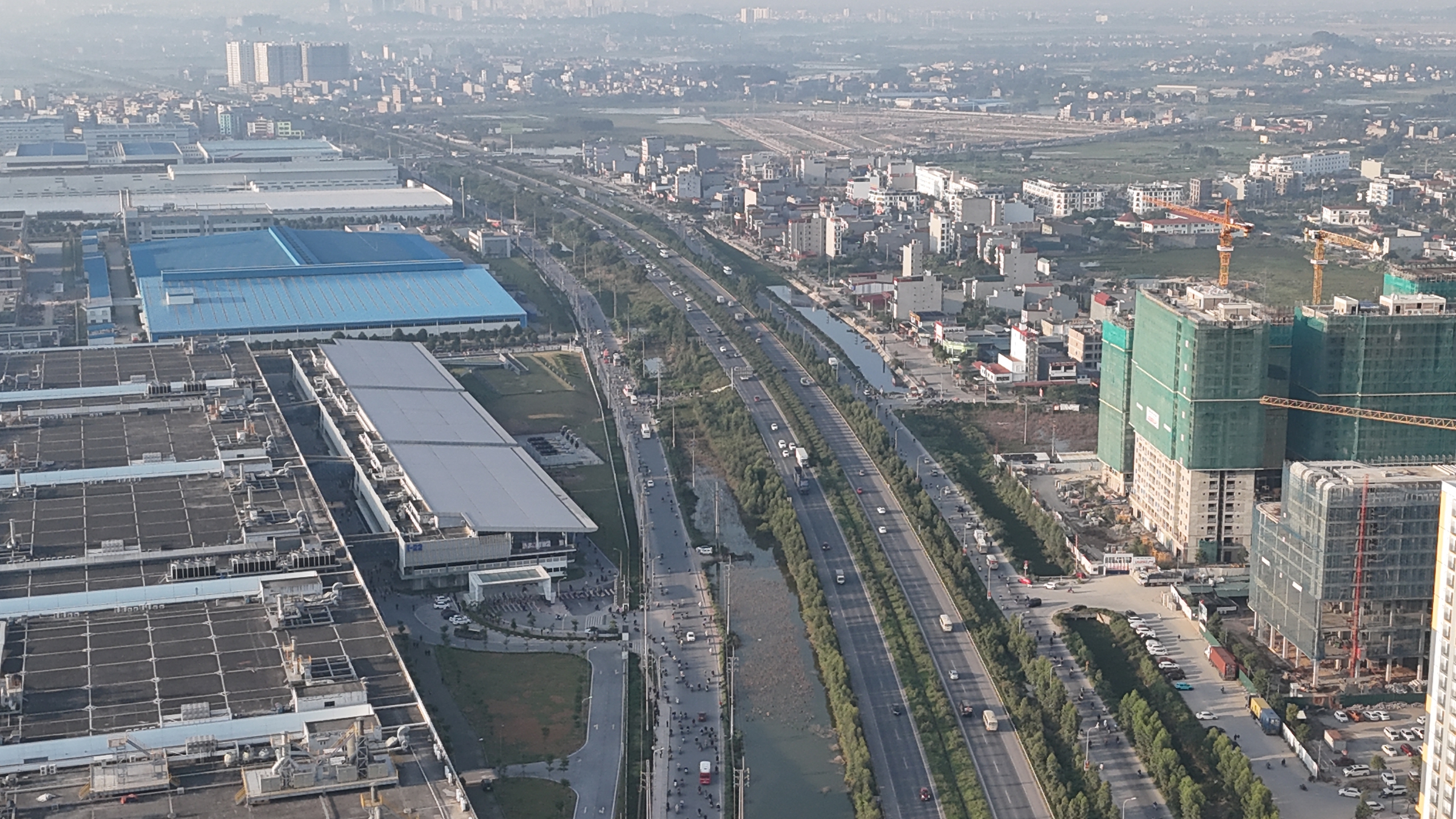 Triển khai nhiều giải ph&aacute;p giảm &ugrave;n tắc giao th&ocirc;ng qua khu c&ocirc;ng nghiệp Bắc Ninh- Ảnh 2.