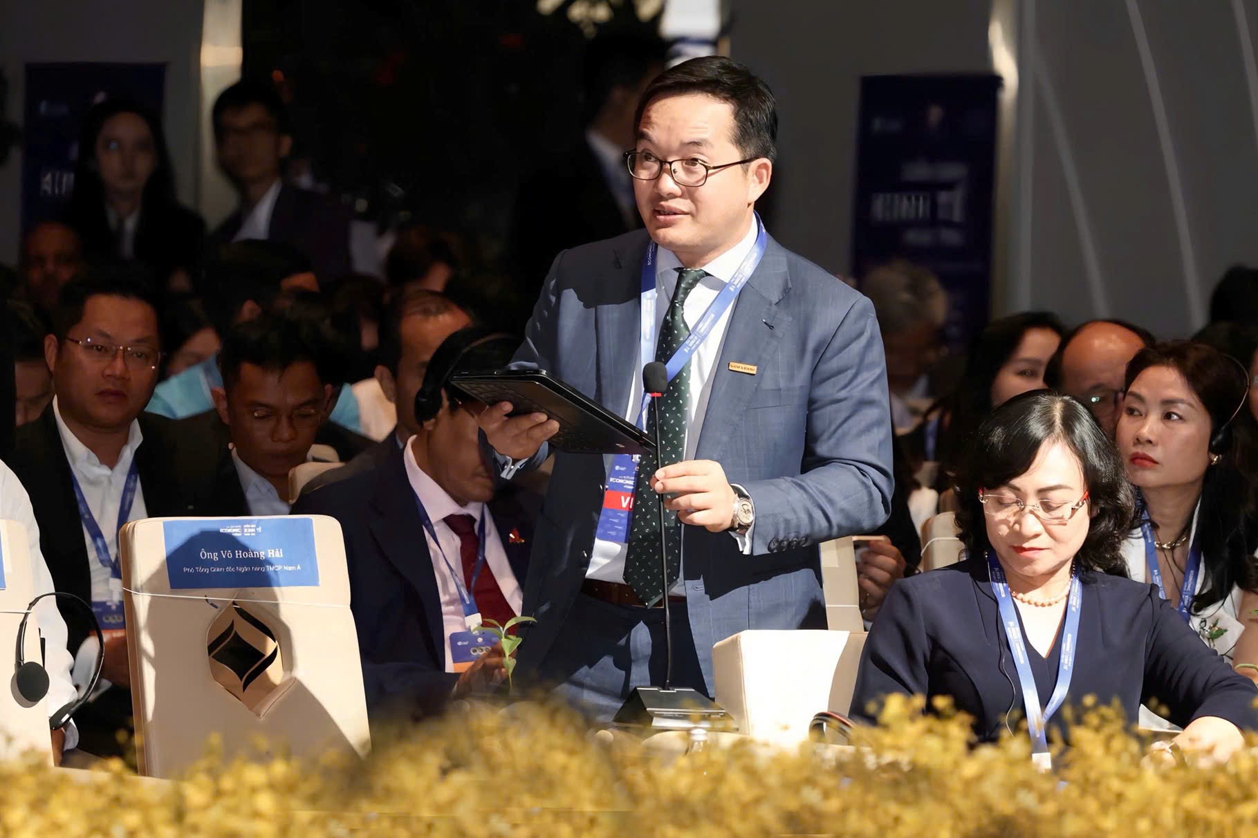 Nam A Bank "hiến kế" 3 mũi nhọn t&agrave;i ch&iacute;nh xanh tại Diễn đ&agrave;n Kinh tế m&ugrave;a thu 2025- Ảnh 2.