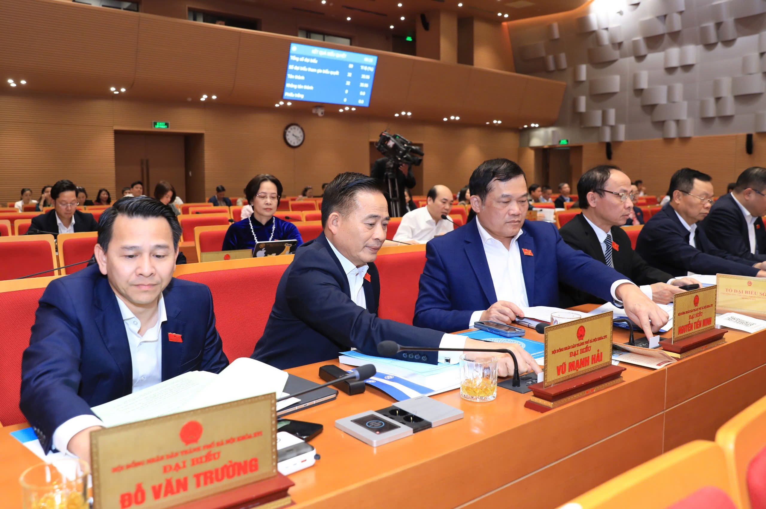 Hà Nội chính thức cấm xe máy xăng trong Vành đai 1 theo khung giờ từ 1/7/2026- Ảnh 1. Hà Nội chính thức cấm xe máy xăng trong Vành đai 1 theo khung giờ từ 1/7/2026- Ảnh 1.