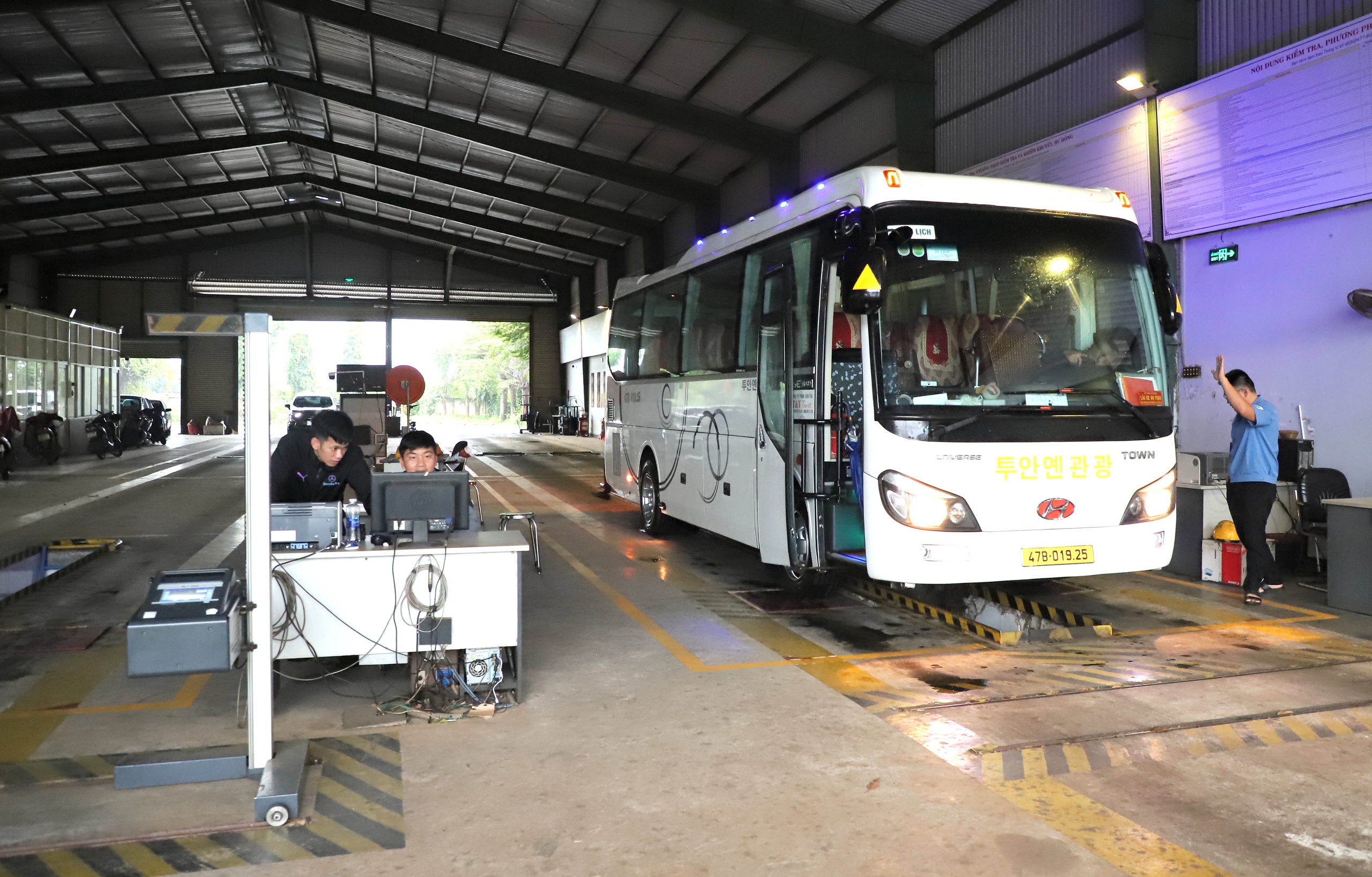 Th&ocirc;ng tư 47 mang nhiều điểm mới, tạo thuận lợi cho người d&acirc;n khi đăng kiểm xe cơ giới- Ảnh 1.