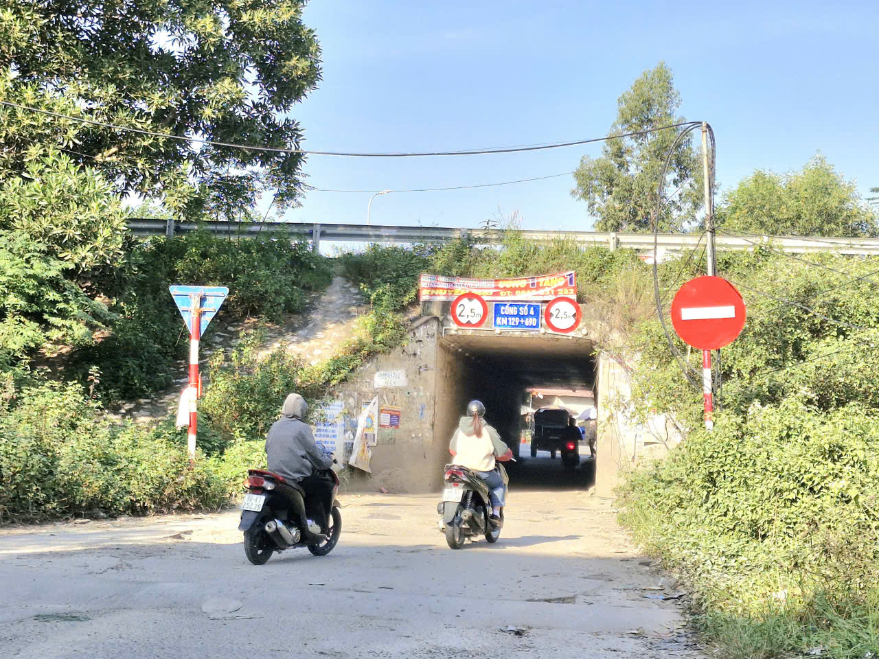 Triển khai nhiều giải ph&aacute;p giảm &ugrave;n tắc giao th&ocirc;ng qua khu c&ocirc;ng nghiệp Bắc Ninh- Ảnh 7.