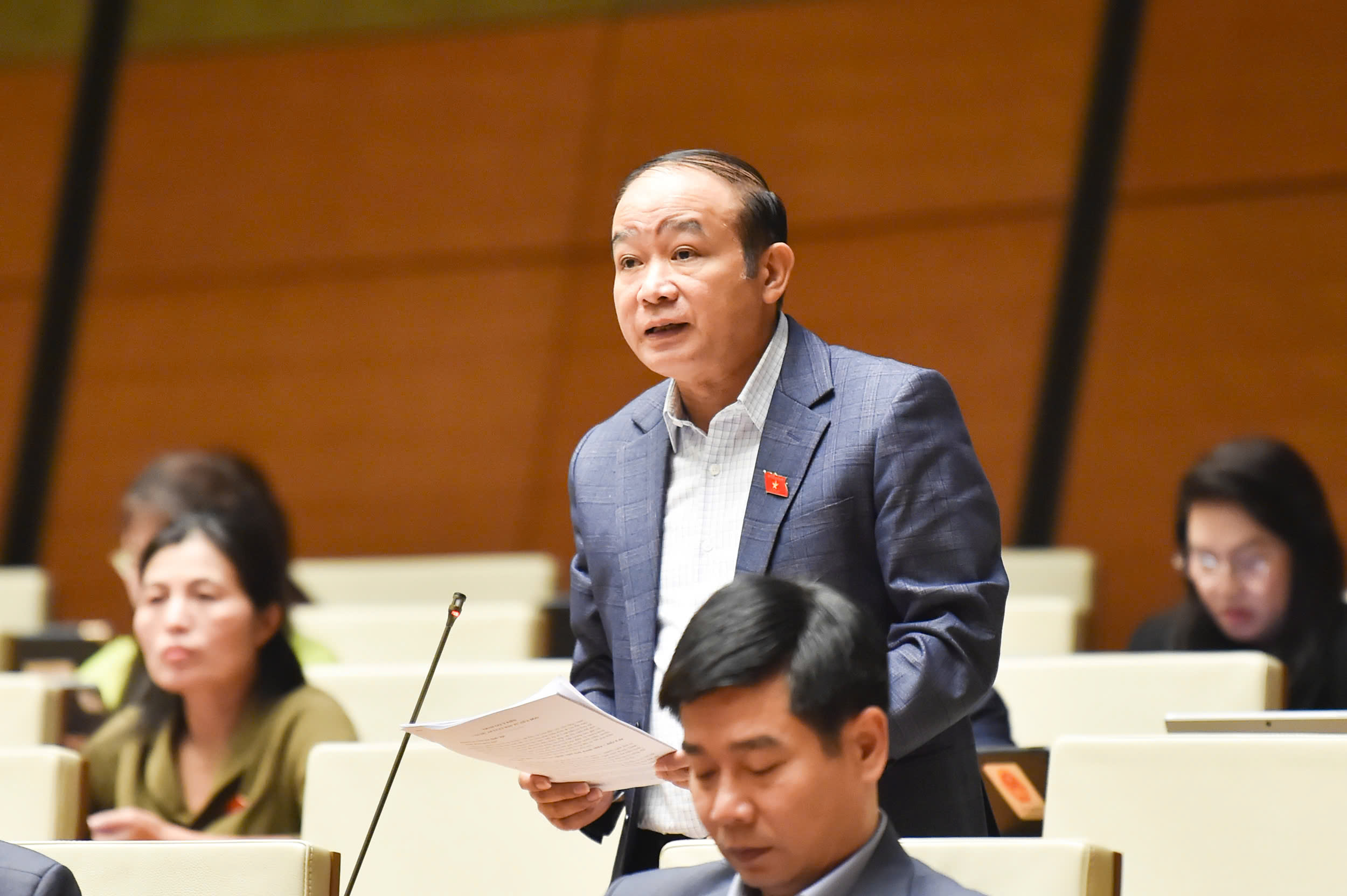 Bộ trưởng T&agrave;i ch&iacute;nh l&yacute; giải việc ph&acirc;n cấp, ph&acirc;n quyền chấp thuận chủ trương đầu tư- Ảnh 2.