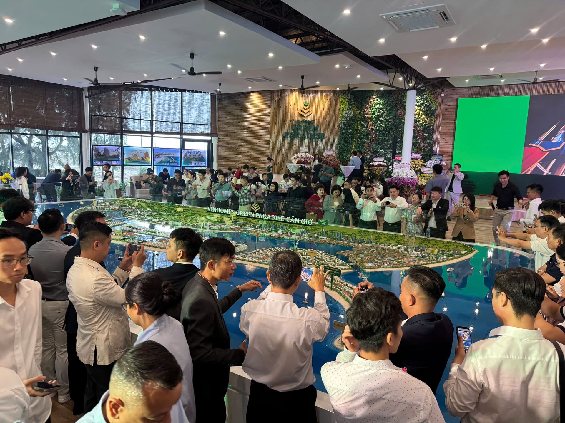 Vinhomes Green Paradise - Khi giấc mơ &ldquo;đại lộ phồn hoa&rdquo; chạm hiện thực- Ảnh 2.