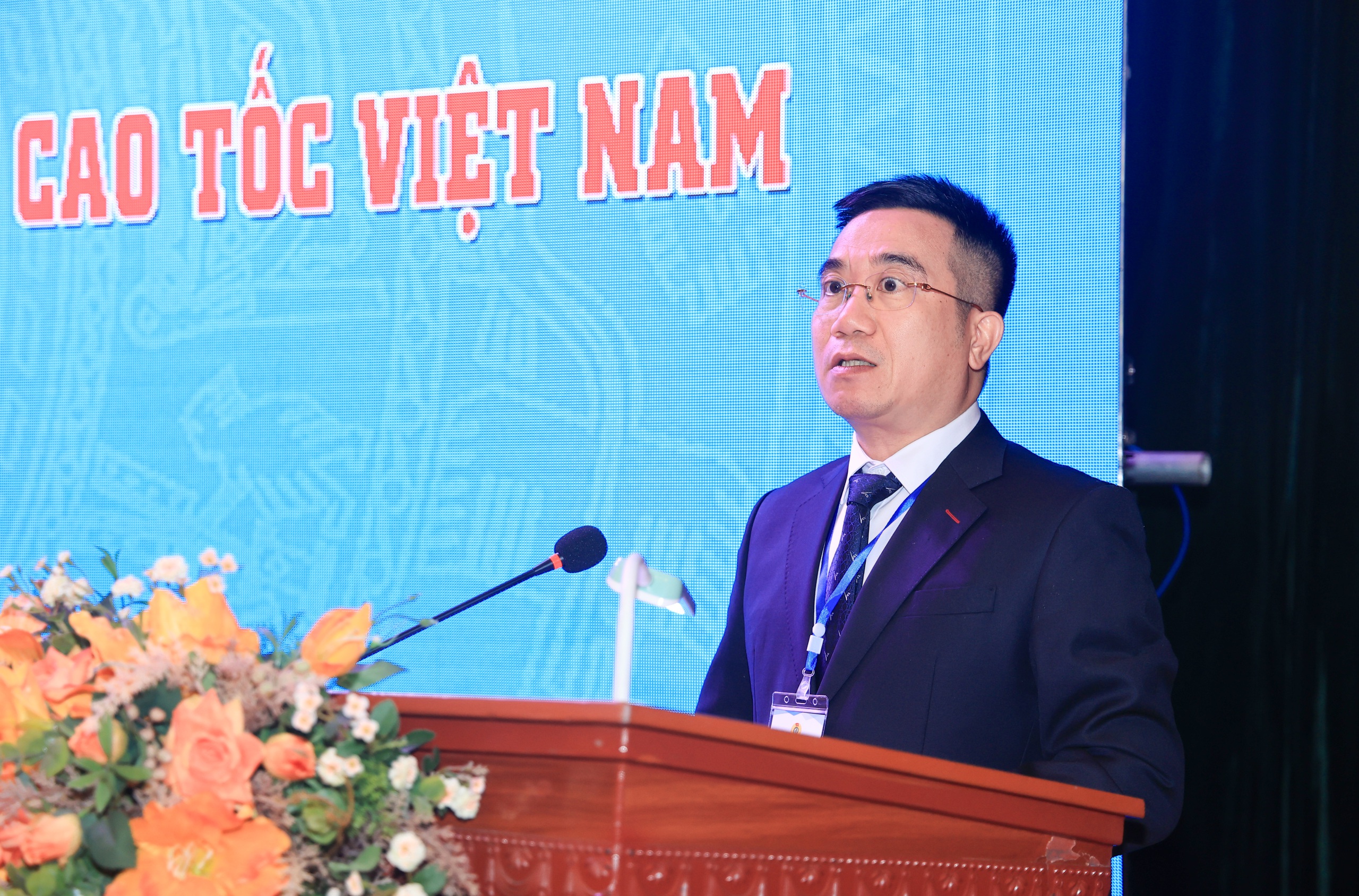 C&ocirc;ng đo&agrave;n VEC: X&acirc;y dựng m&ocirc;i trường l&agrave;m việc đo&agrave;n kết, th&acirc;n thiện, chuy&ecirc;n nghiệp- Ảnh 1.