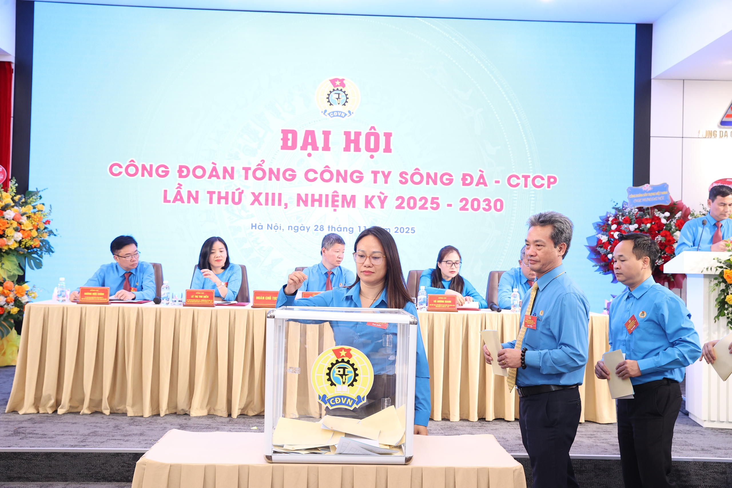 C&ocirc;ng đo&agrave;n TCT S&ocirc;ng Đ&agrave; chăm lo thiết thực, n&acirc;ng cao đời sống hơn 4.000 lao động- Ảnh 2.