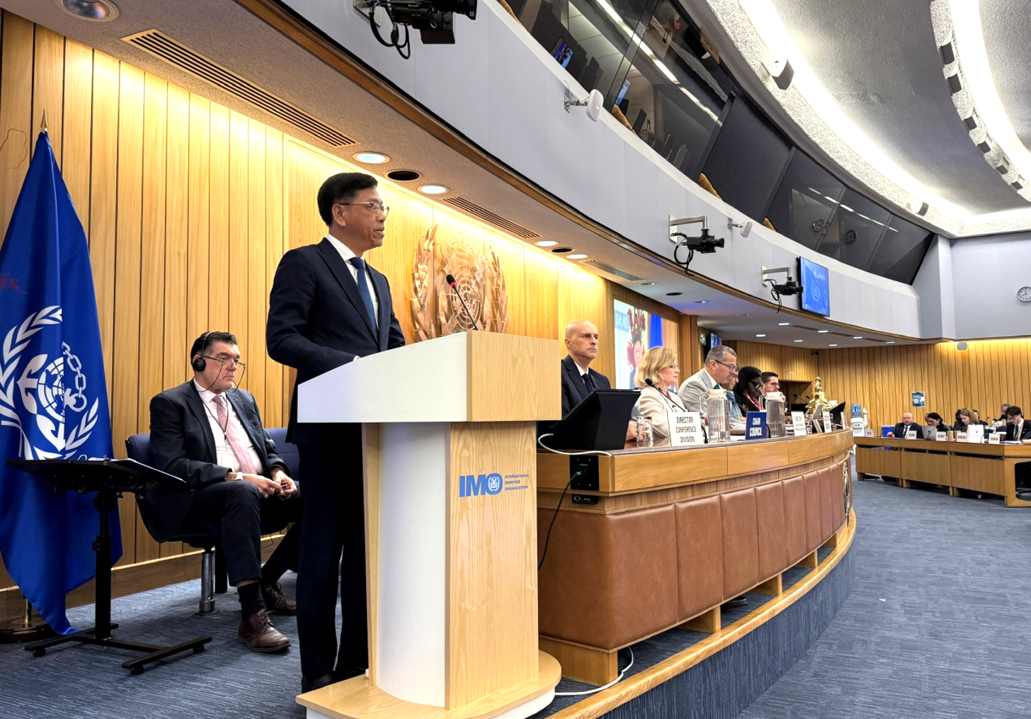 Thứ trưởng Nguyễn Xu&acirc;n Sang dự Kh&oacute;a họp IMO 34 tại Anh, th&uacute;c đẩy hợp t&aacute;c h&agrave;ng hải quốc tế- Ảnh 1.
