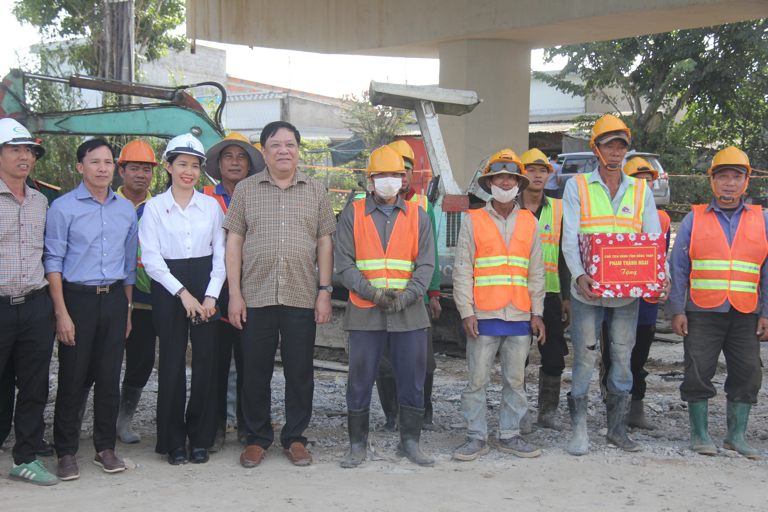 Chạy nước r&uacute;t thi c&ocirc;ng cao tốc Cao L&atilde;nh - An Hữu qua Đồng Th&aacute;p- Ảnh 4.