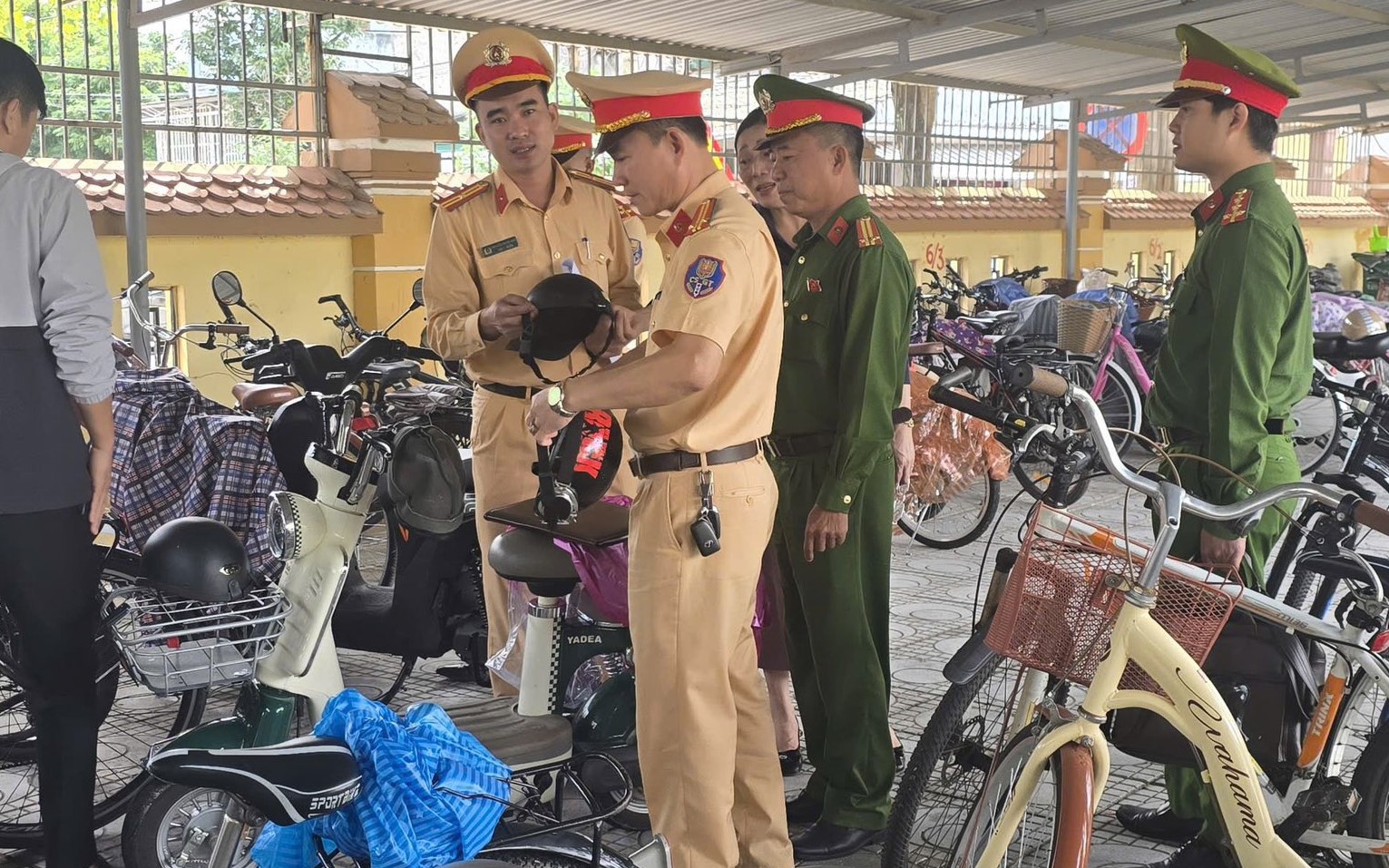 Quảng Trị: Nhiều giải ph&aacute;p tuy&ecirc;n truyền, gi&aacute;o dục ph&aacute;p luật ATGT cho học sinh